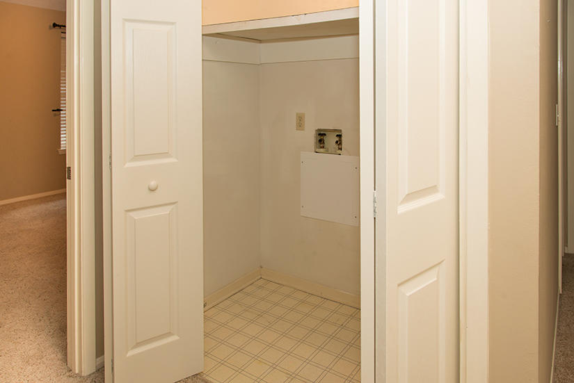 OVERBROOK 2ND ADDN - Residential Lease