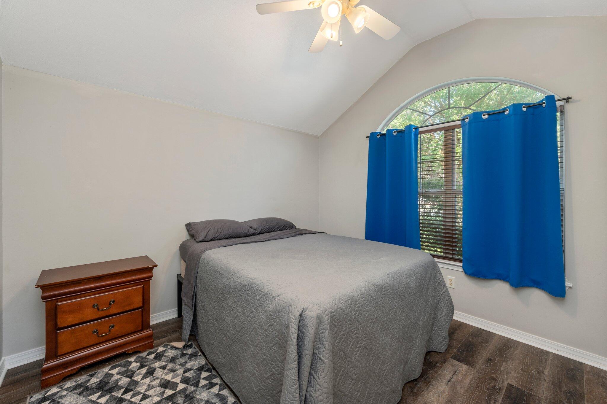 VILLA TASSO TOWN OF - Residential