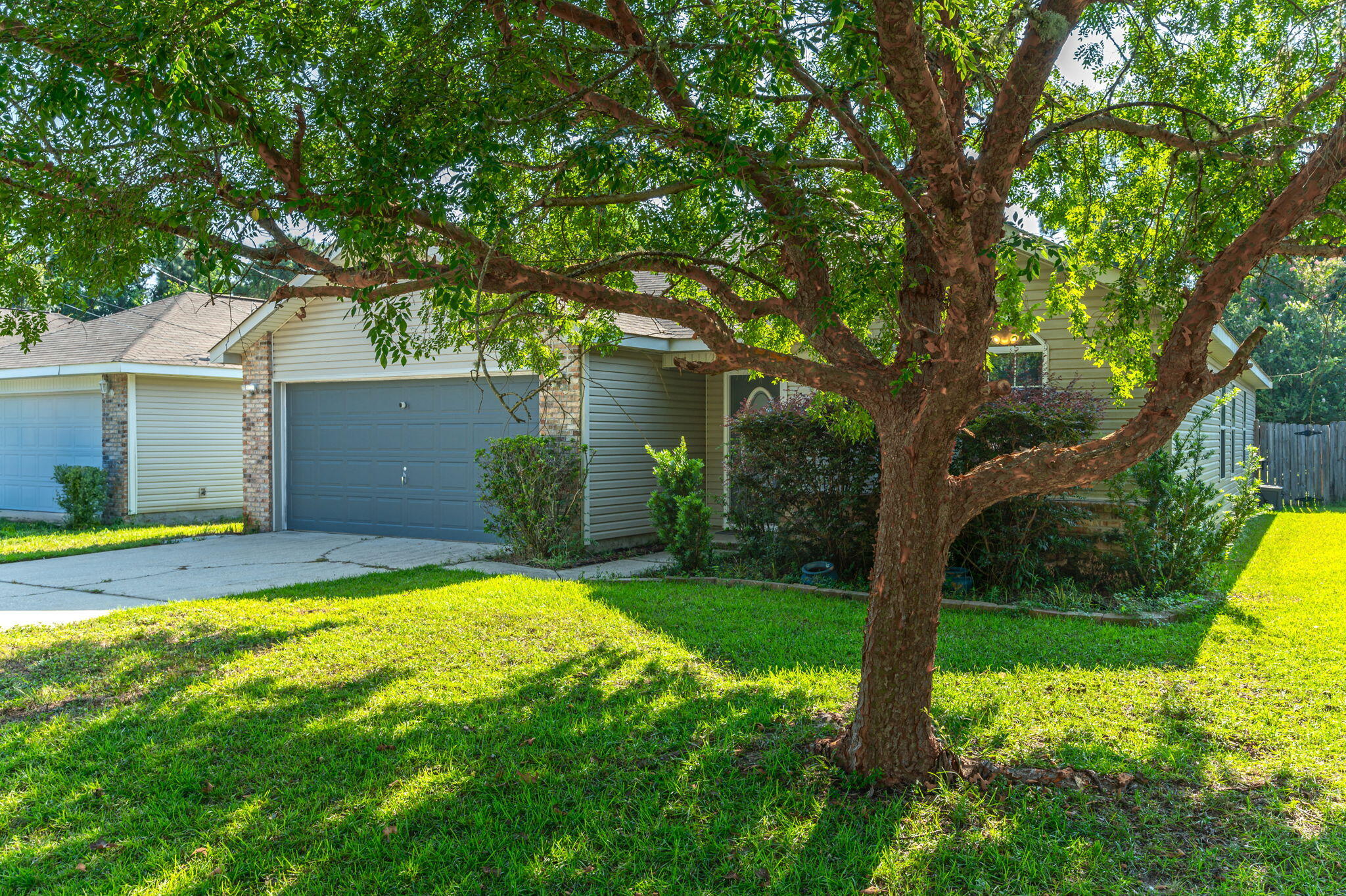 VILLA TASSO TOWN OF - Residential