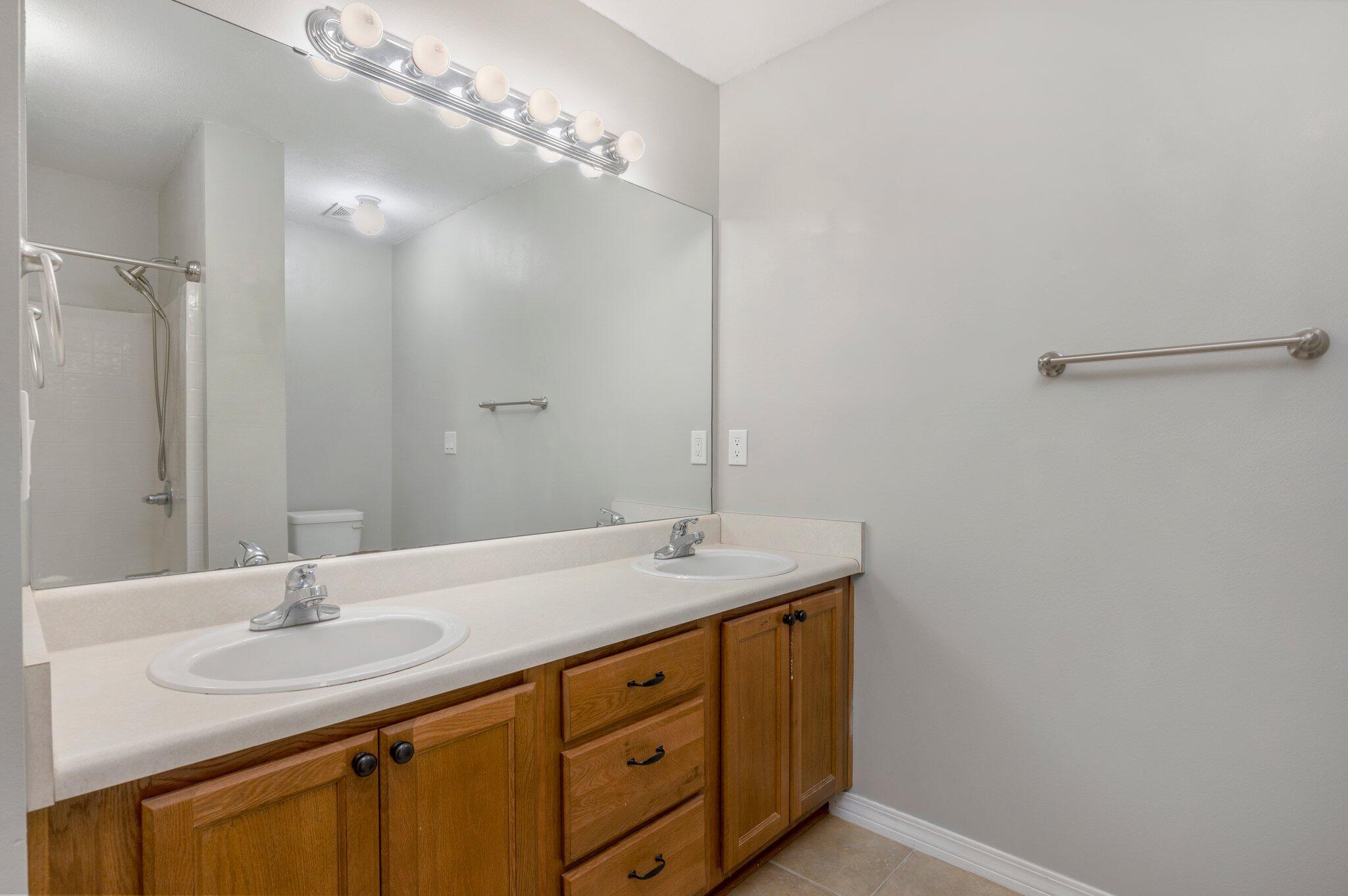 VILLA TASSO TOWN OF - Residential