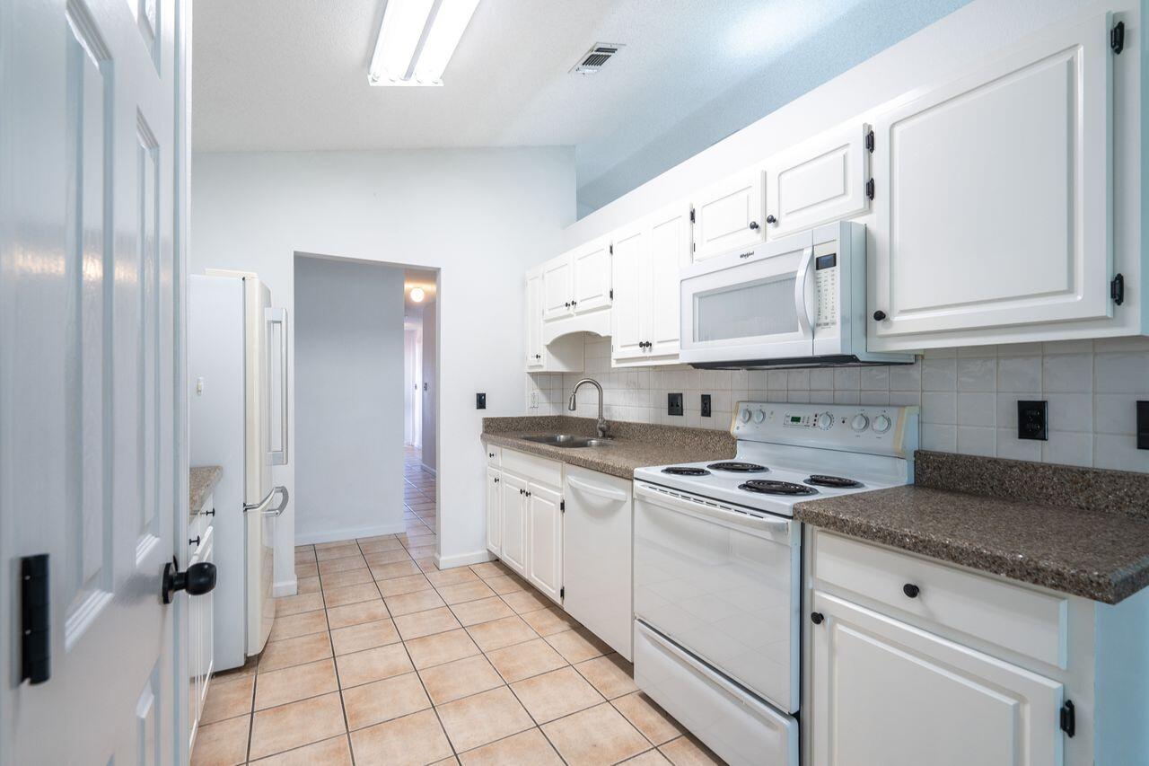 WATERFORD ESTATES S/D - Residential