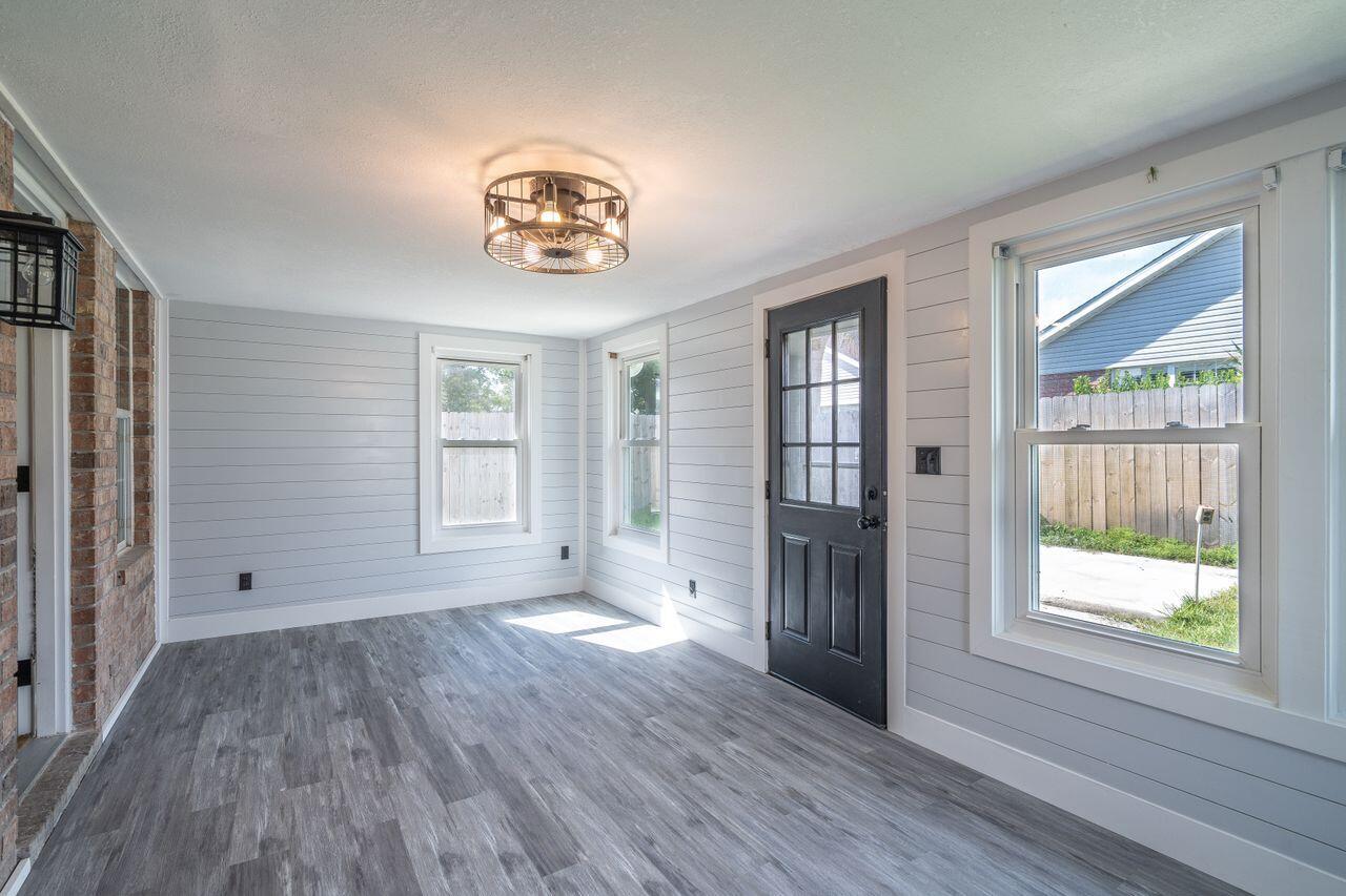 WATERFORD ESTATES S/D - Residential