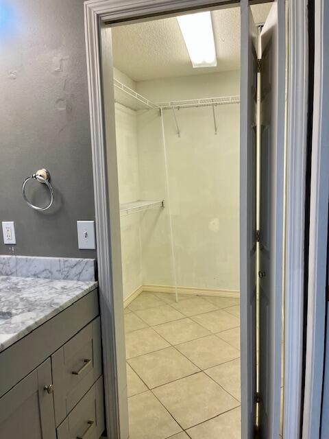 HOLLEY SHORES 1ST ADDN - Residential Lease