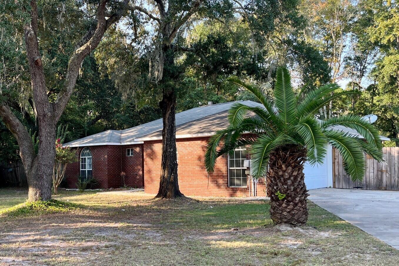 HOLLEY SHORES 1ST ADDN - Residential Lease