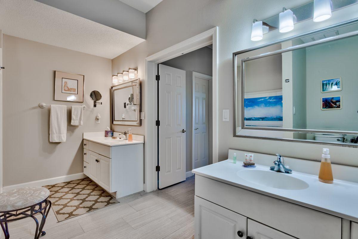 INN AT BLUE MOUNTAIN BEACH - Residential