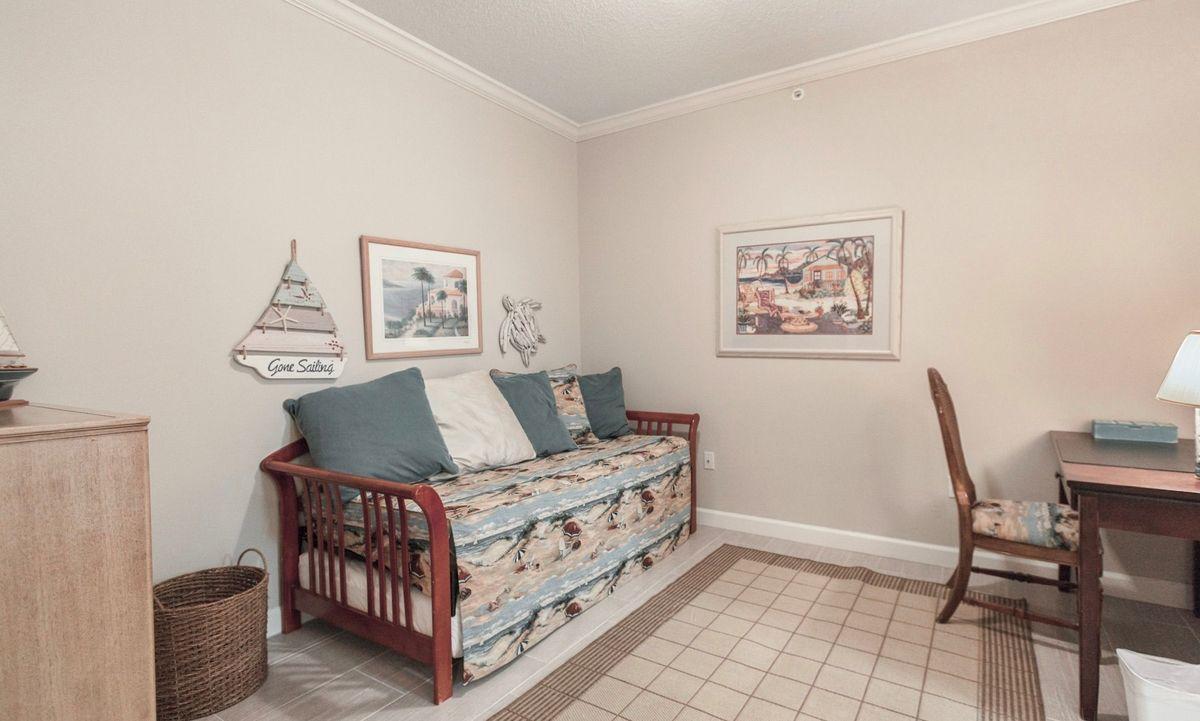 INN AT BLUE MOUNTAIN BEACH - Residential