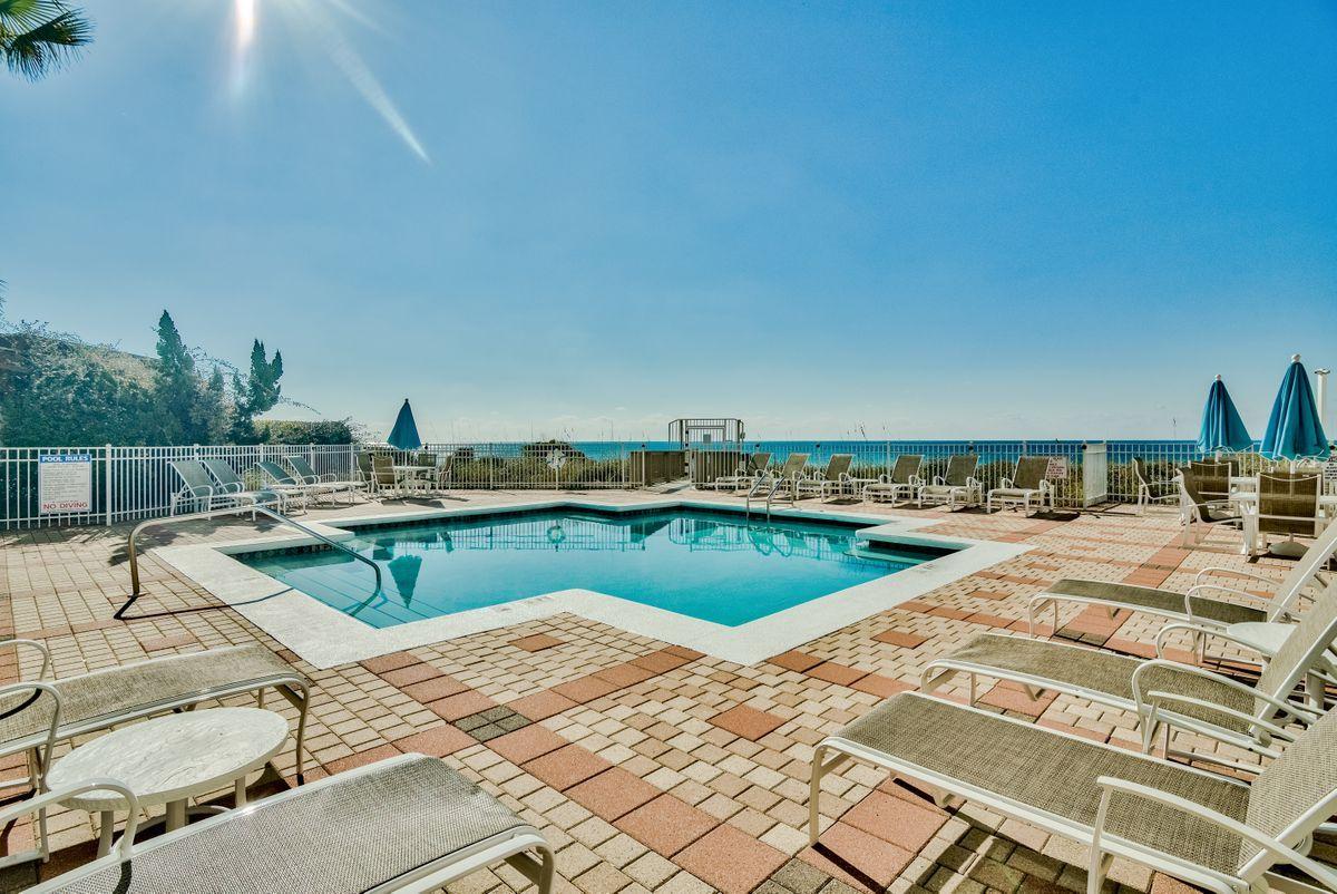 INN AT BLUE MOUNTAIN BEACH - Residential