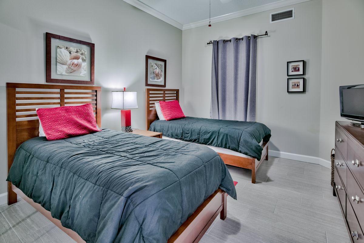 INN AT BLUE MOUNTAIN BEACH - Residential