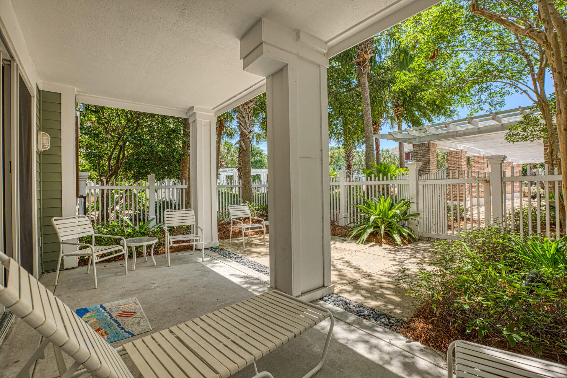 PILOT HOUSE - Residential