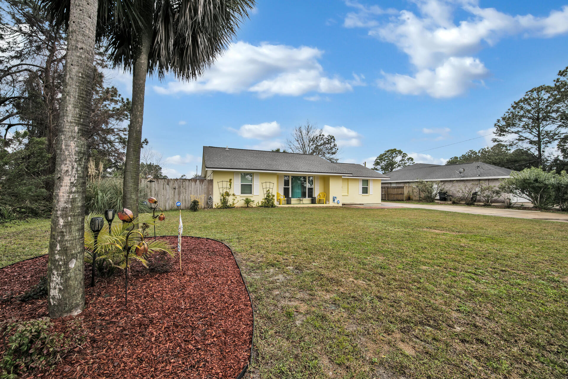 HOLIDAY SHORES ESTATES 3RD ADDN - Residential