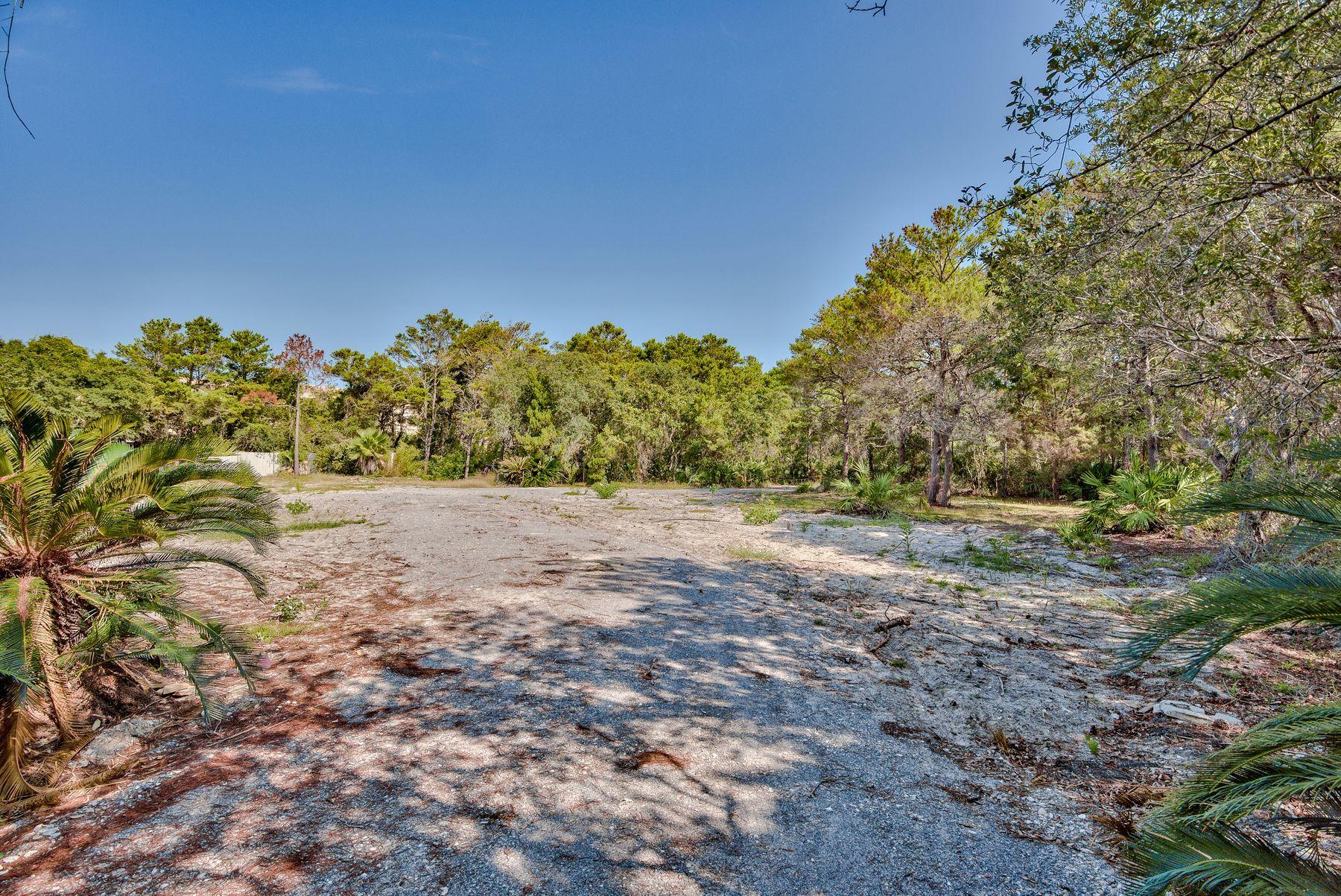 BANNERMAN BEACH ESTATES - Land