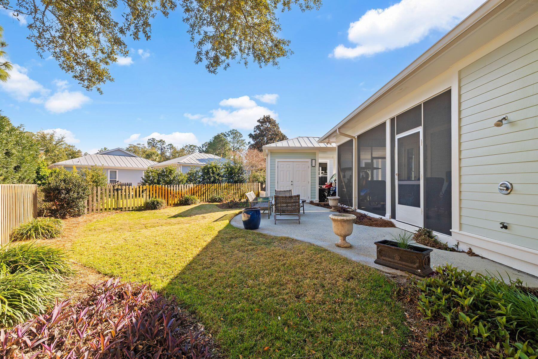 CRYSTAL LAKE AT SANDESTIN - Residential