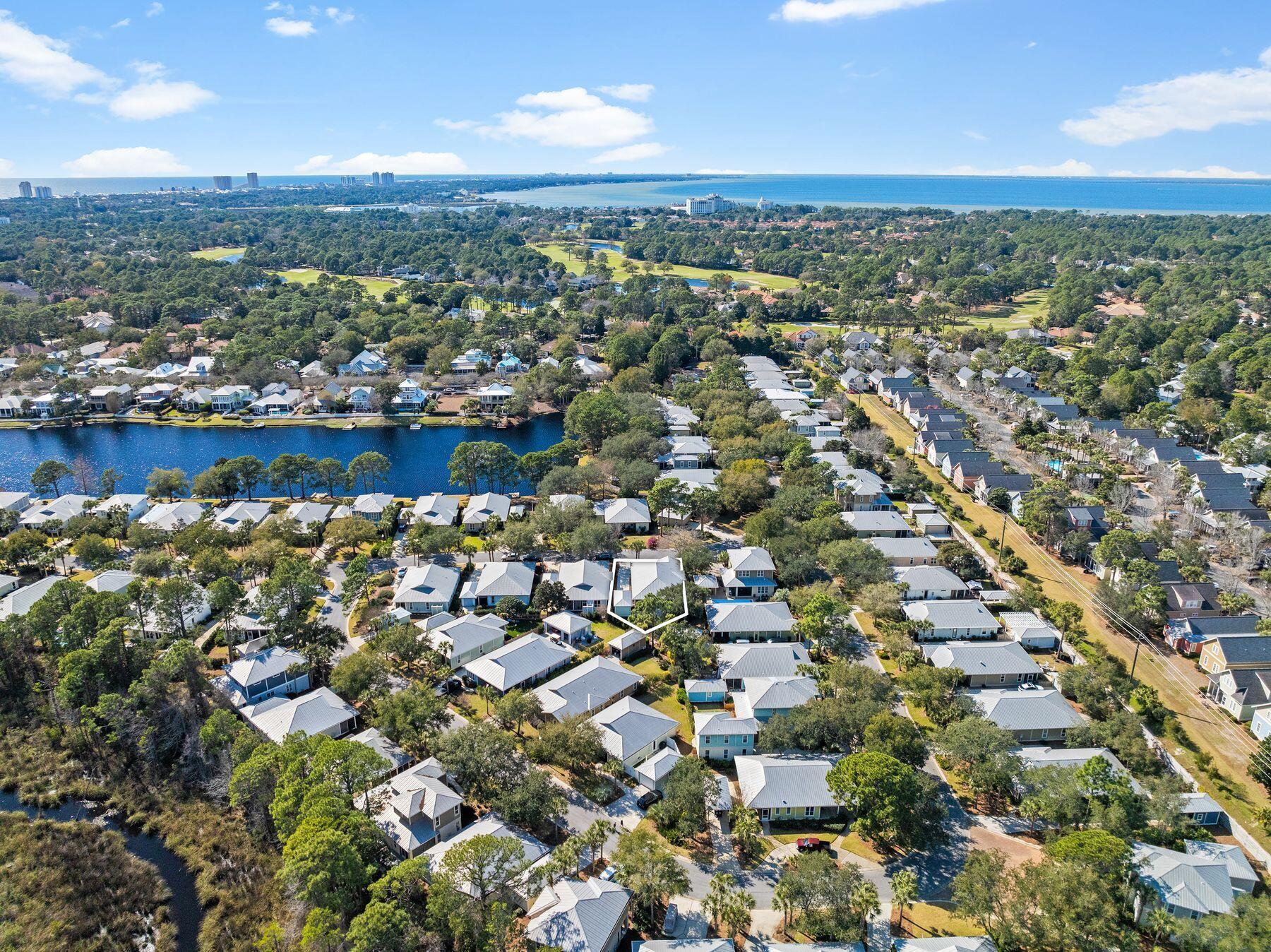 CRYSTAL LAKE AT SANDESTIN - Residential