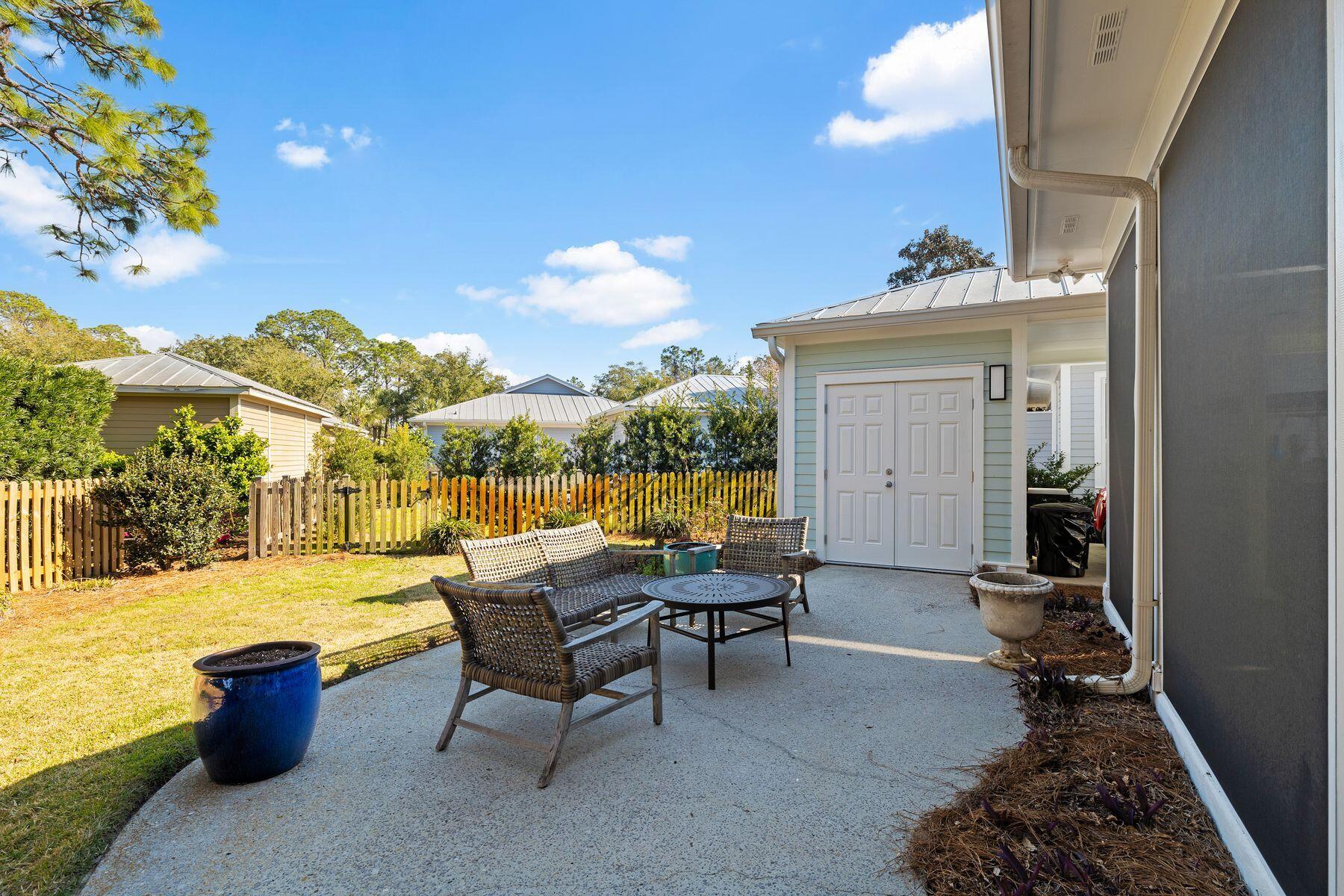 CRYSTAL LAKE AT SANDESTIN - Residential