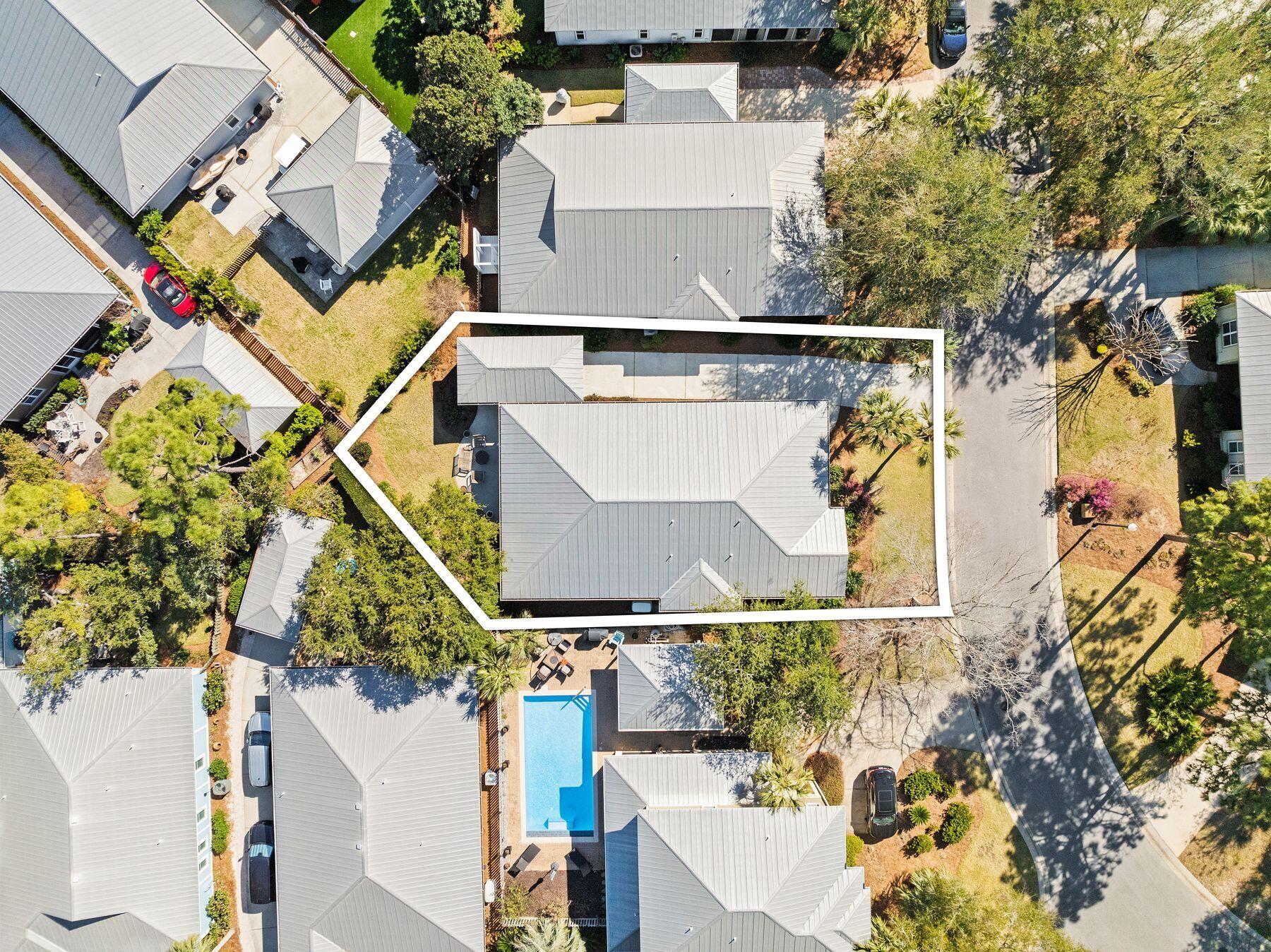 CRYSTAL LAKE AT SANDESTIN - Residential