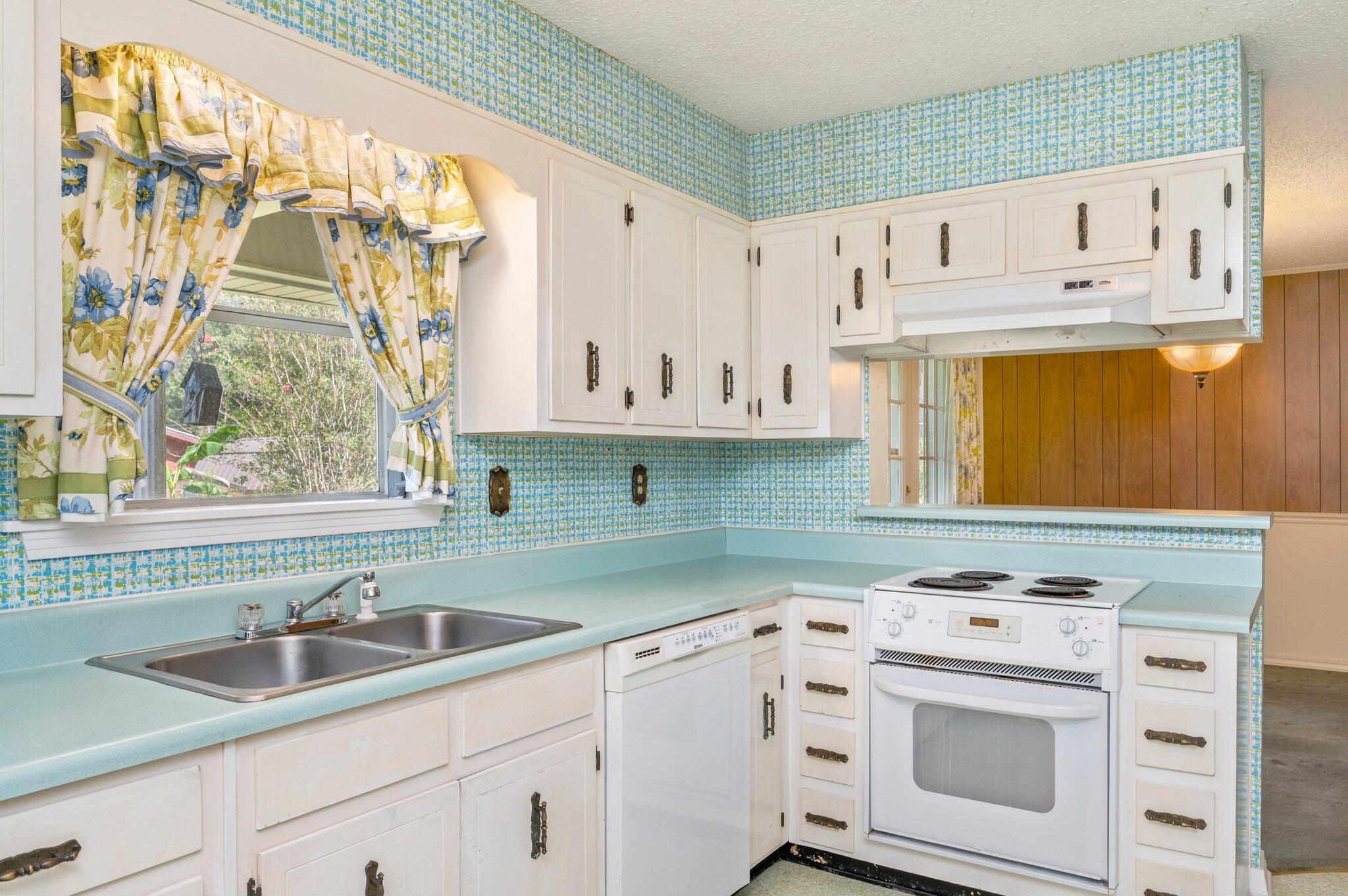 OAKLAWN - Residential Lease