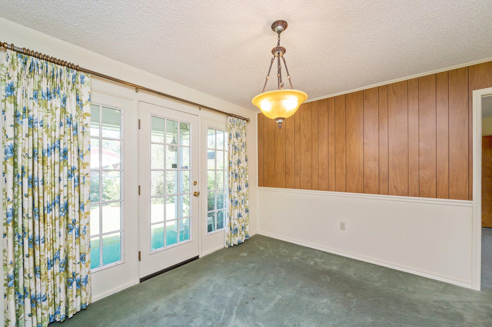 OAKLAWN - Residential Lease