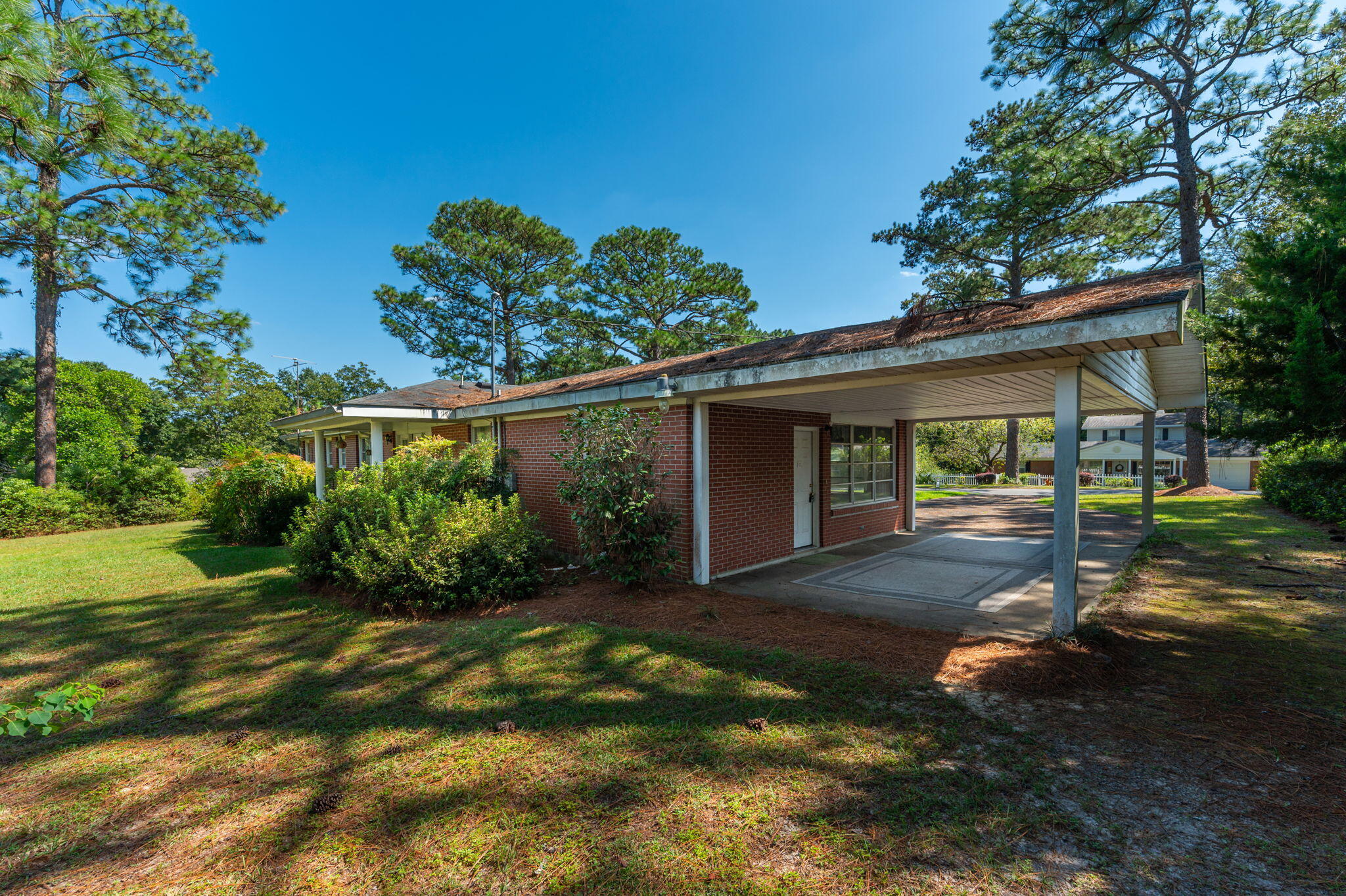 OAKLAWN - Residential Lease