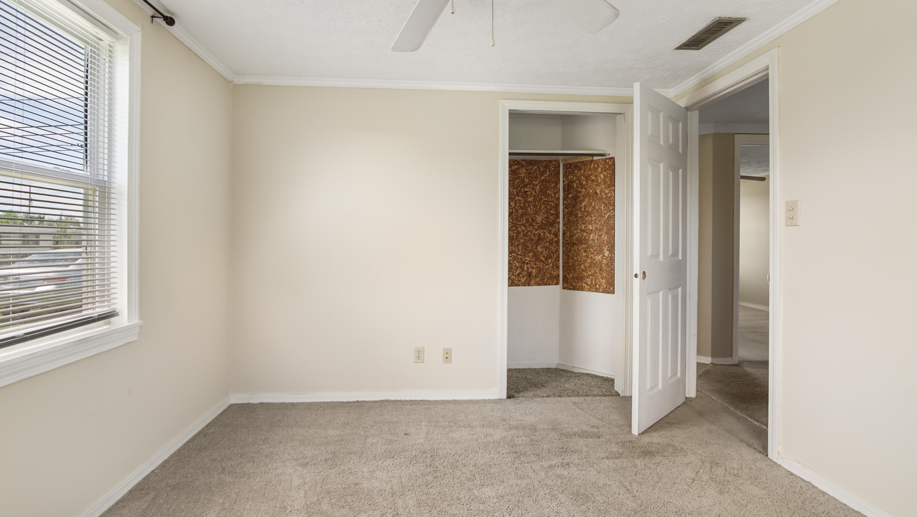 NO RECORDED SUBDIVISION - Residential