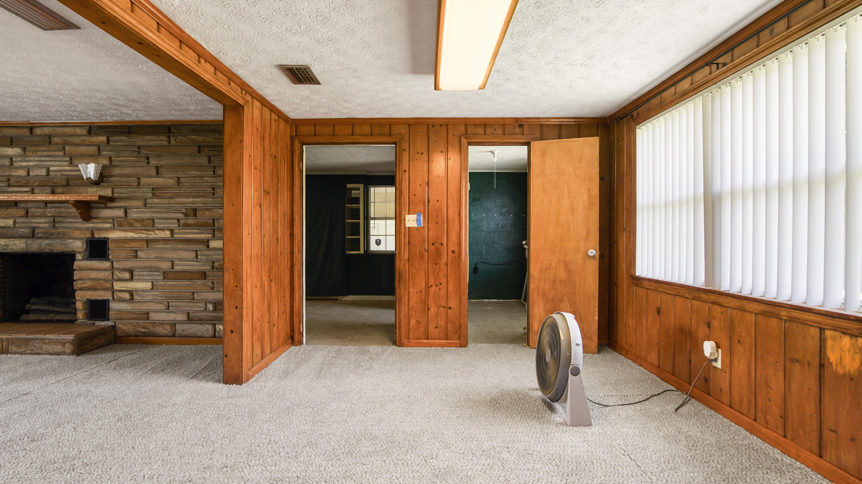 NO RECORDED SUBDIVISION - Residential