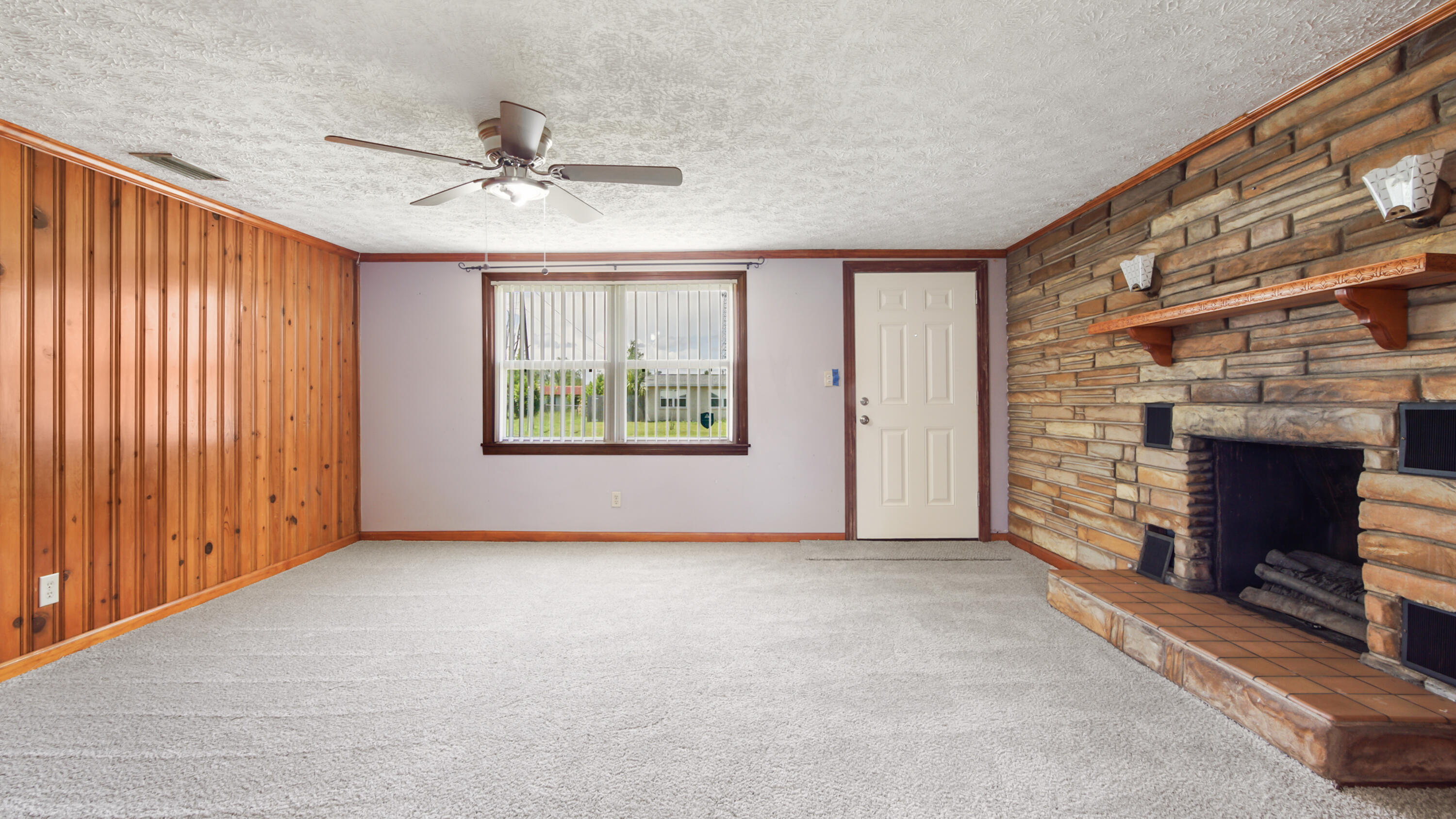 NO RECORDED SUBDIVISION - Residential