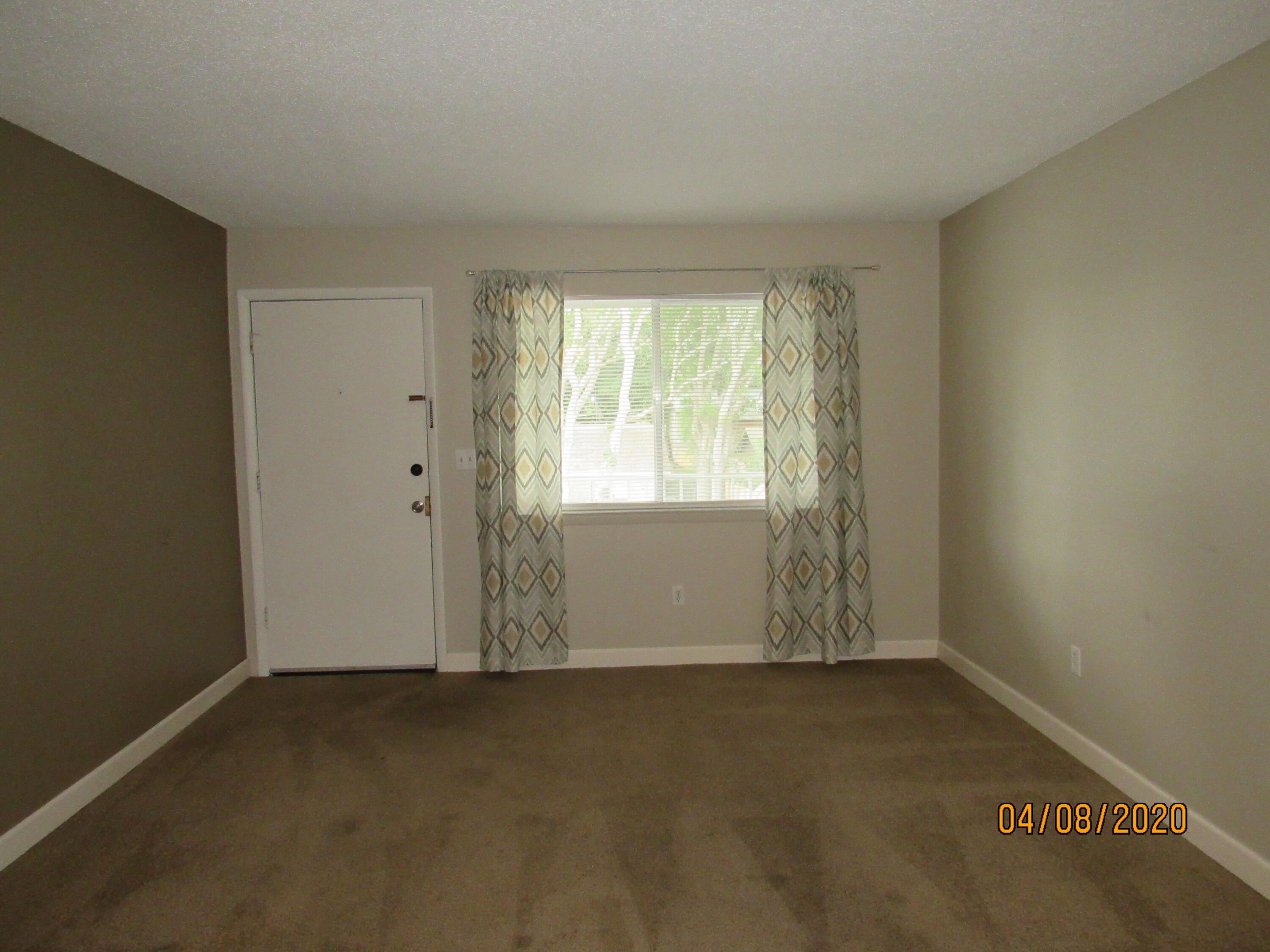 COLLEGE PARK CONDO - Residential Lease