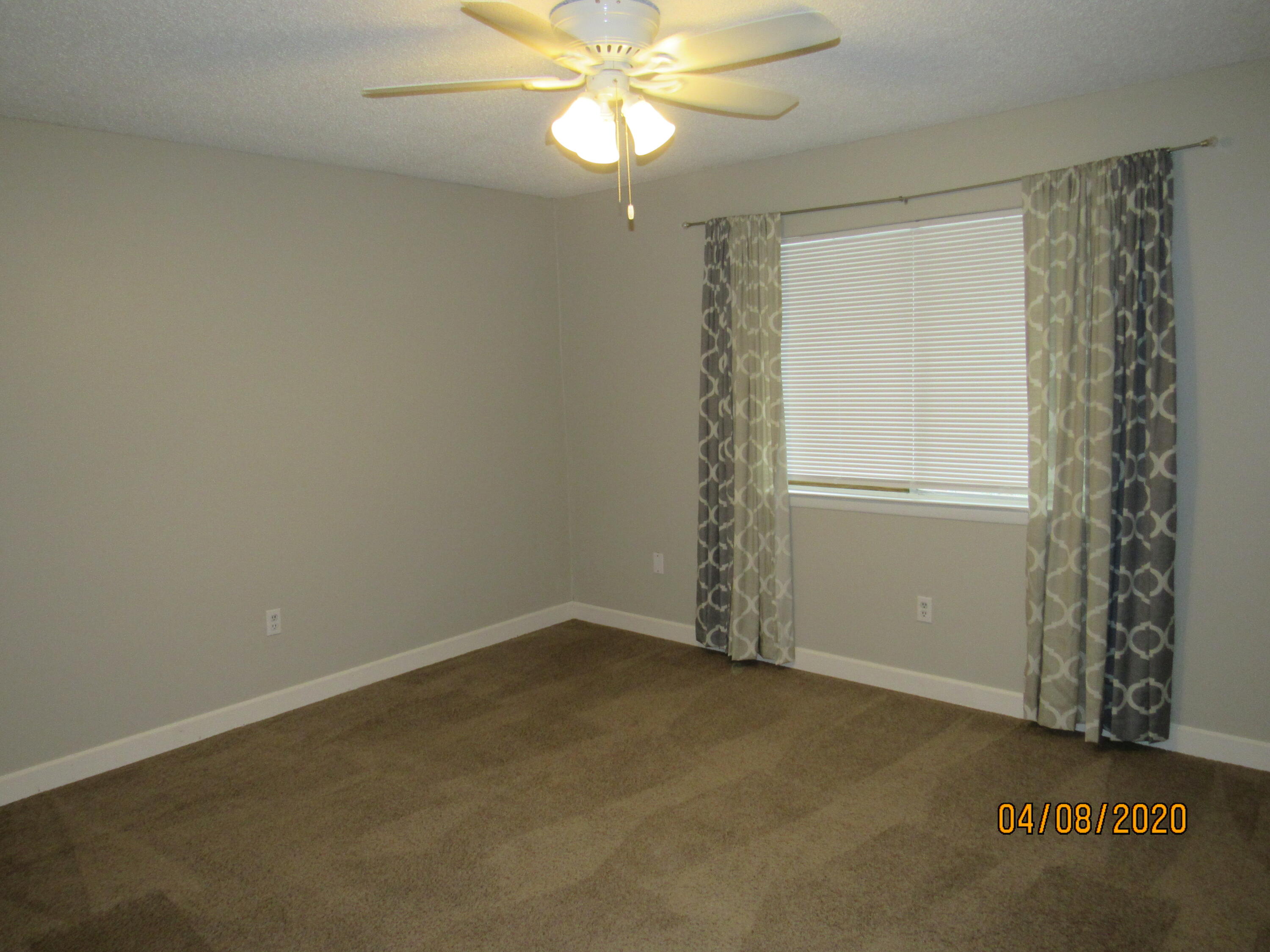 COLLEGE PARK CONDO - Residential Lease