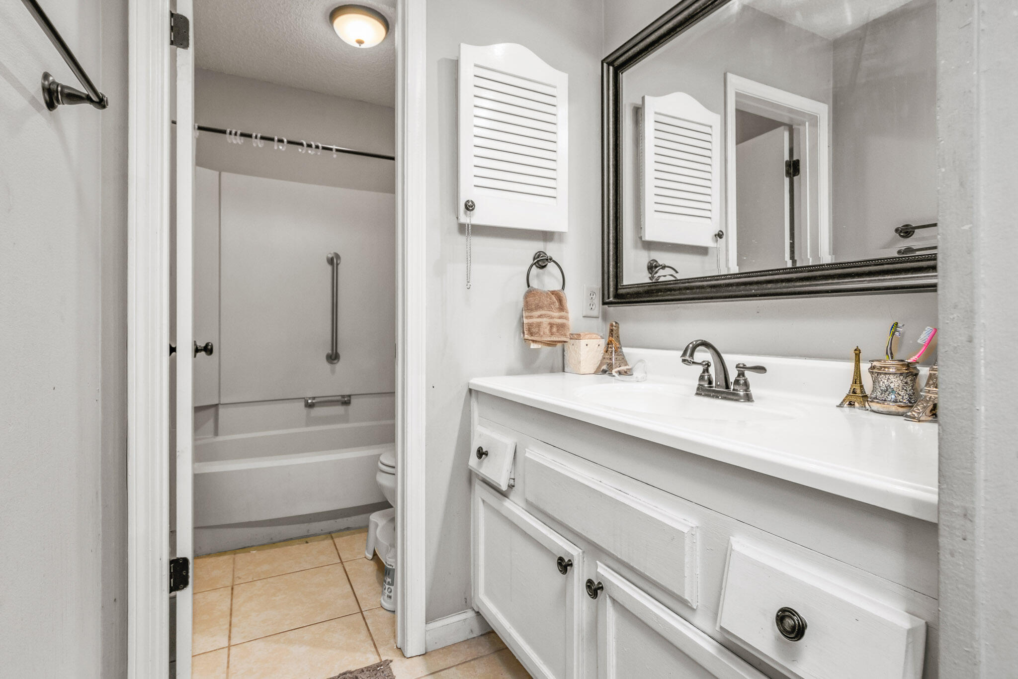 Baywoods - Residential