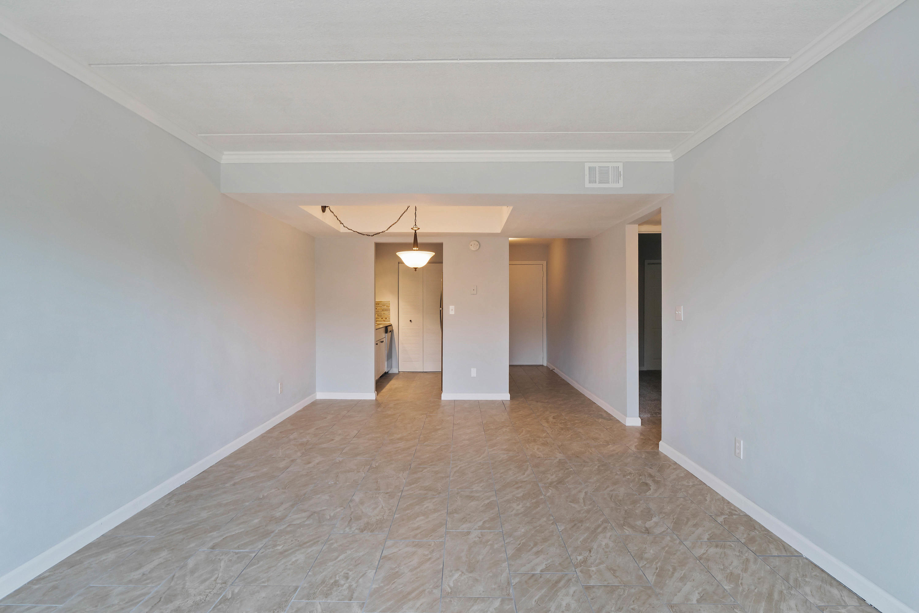 CEDARS CONDO - Residential