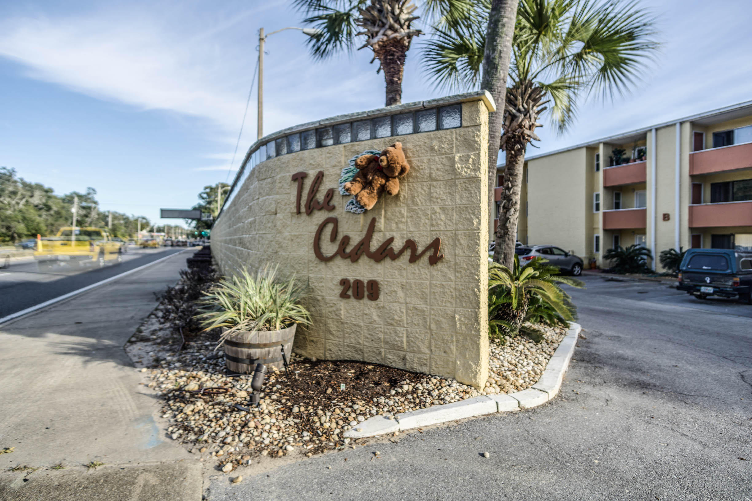 CEDARS CONDO - Residential