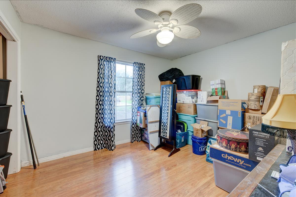 MOSSY OAKS - Residential