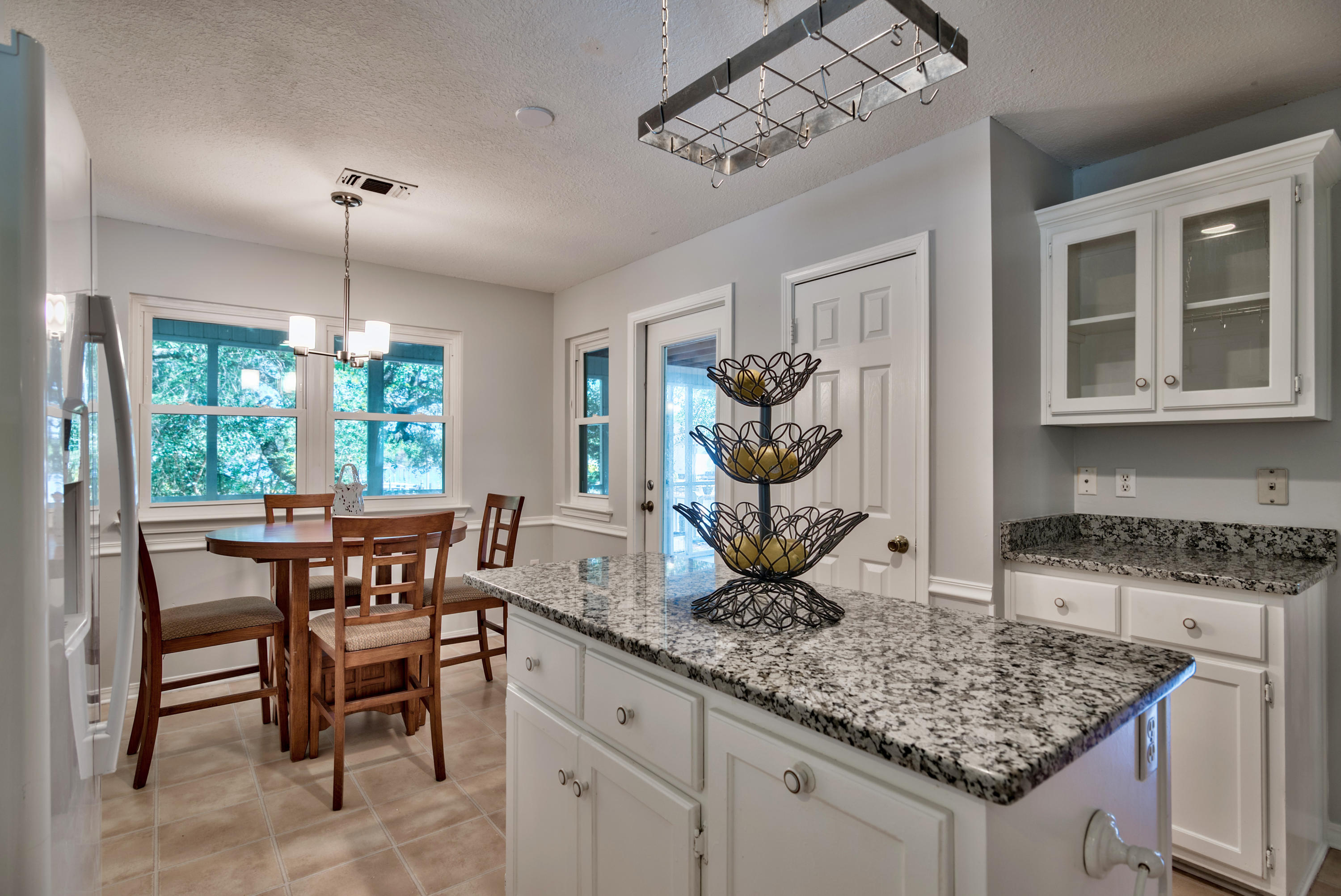 VALPARAISO PINECREST 6 - Residential