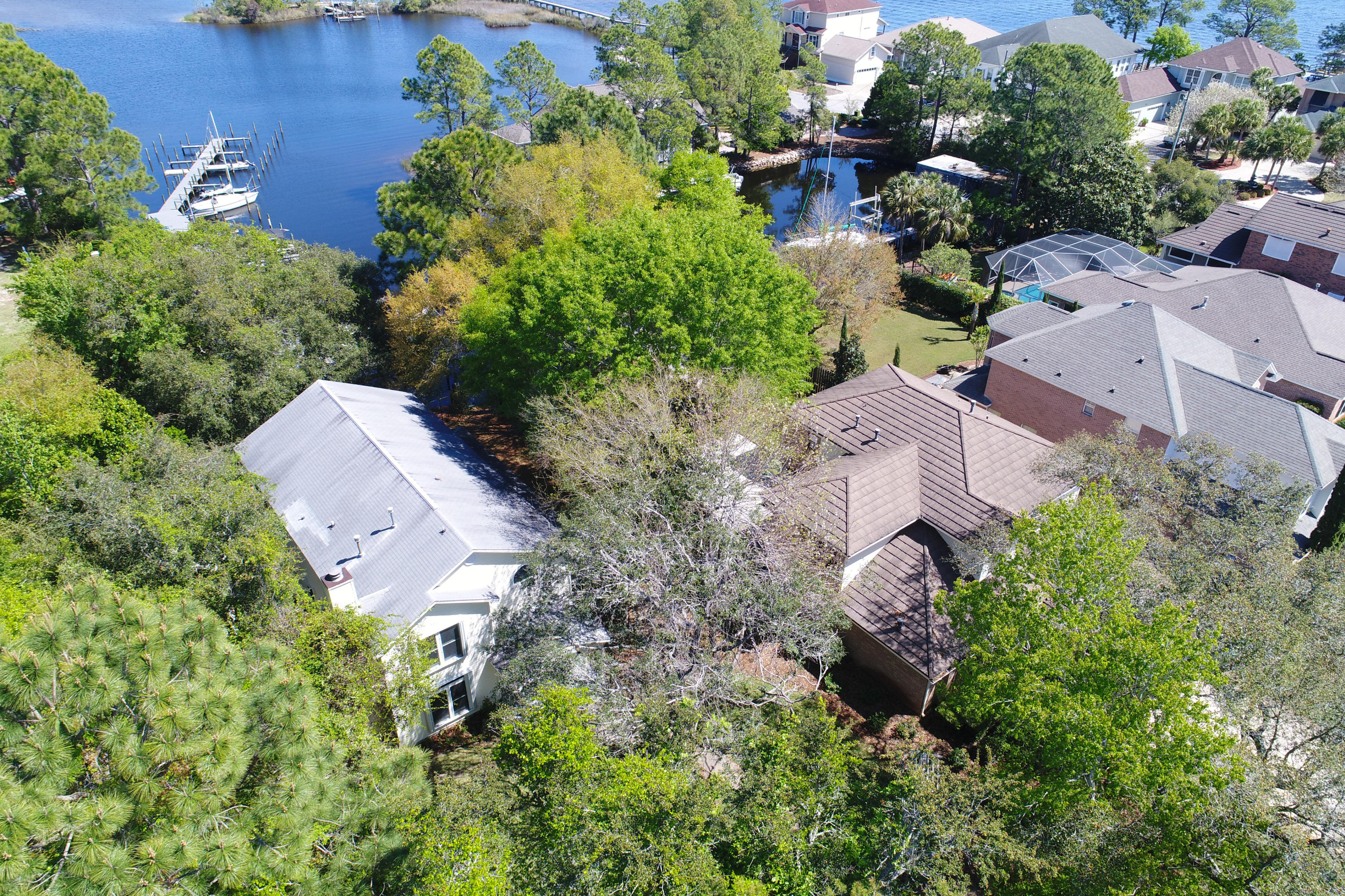 VALPARAISO PINECREST 6 - Residential