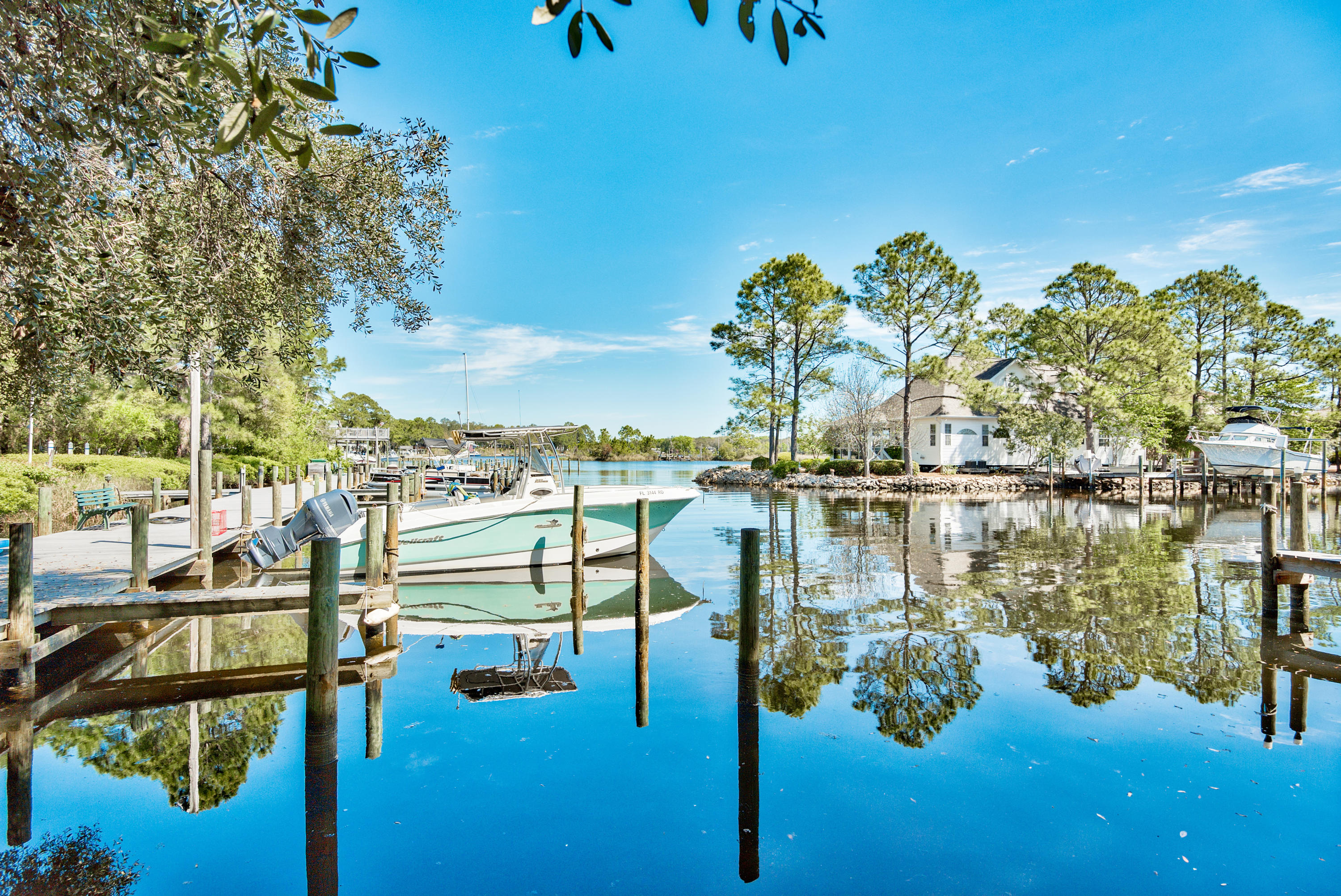 VALPARAISO PINECREST 6 - Residential