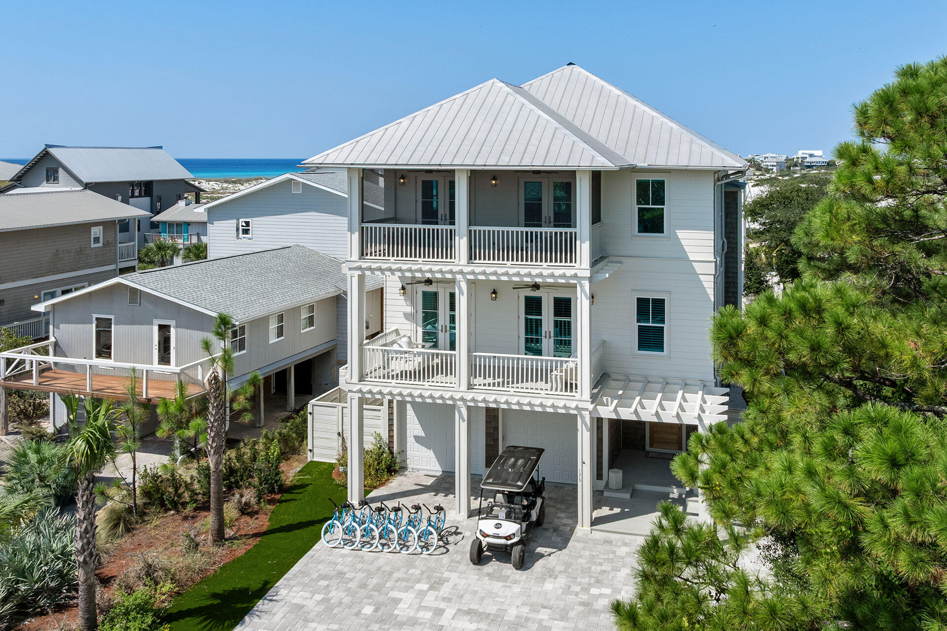 GRAYTON BEACH - Residential