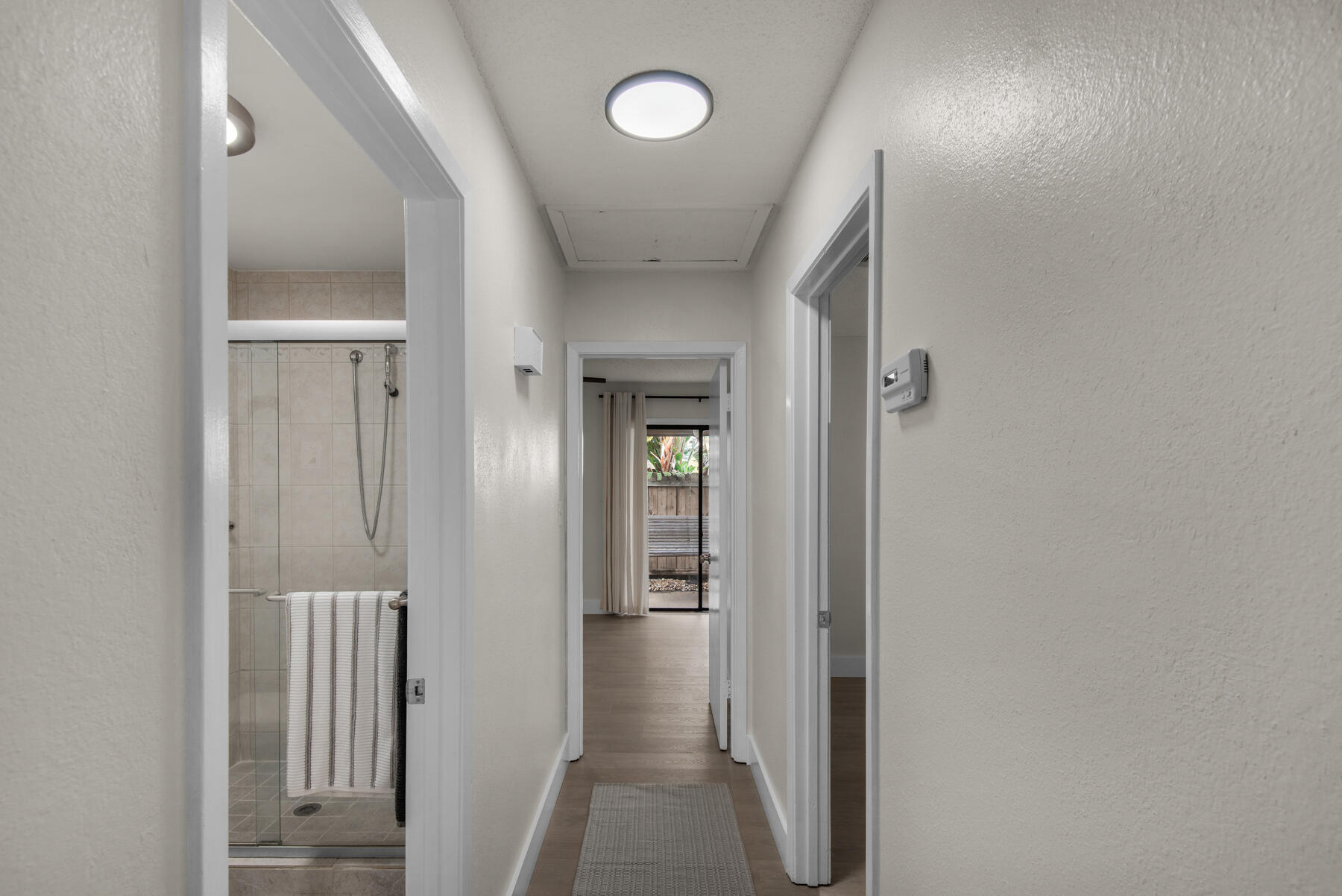 INDIAN OAKS S/D LOT 10 BLK B - Residential