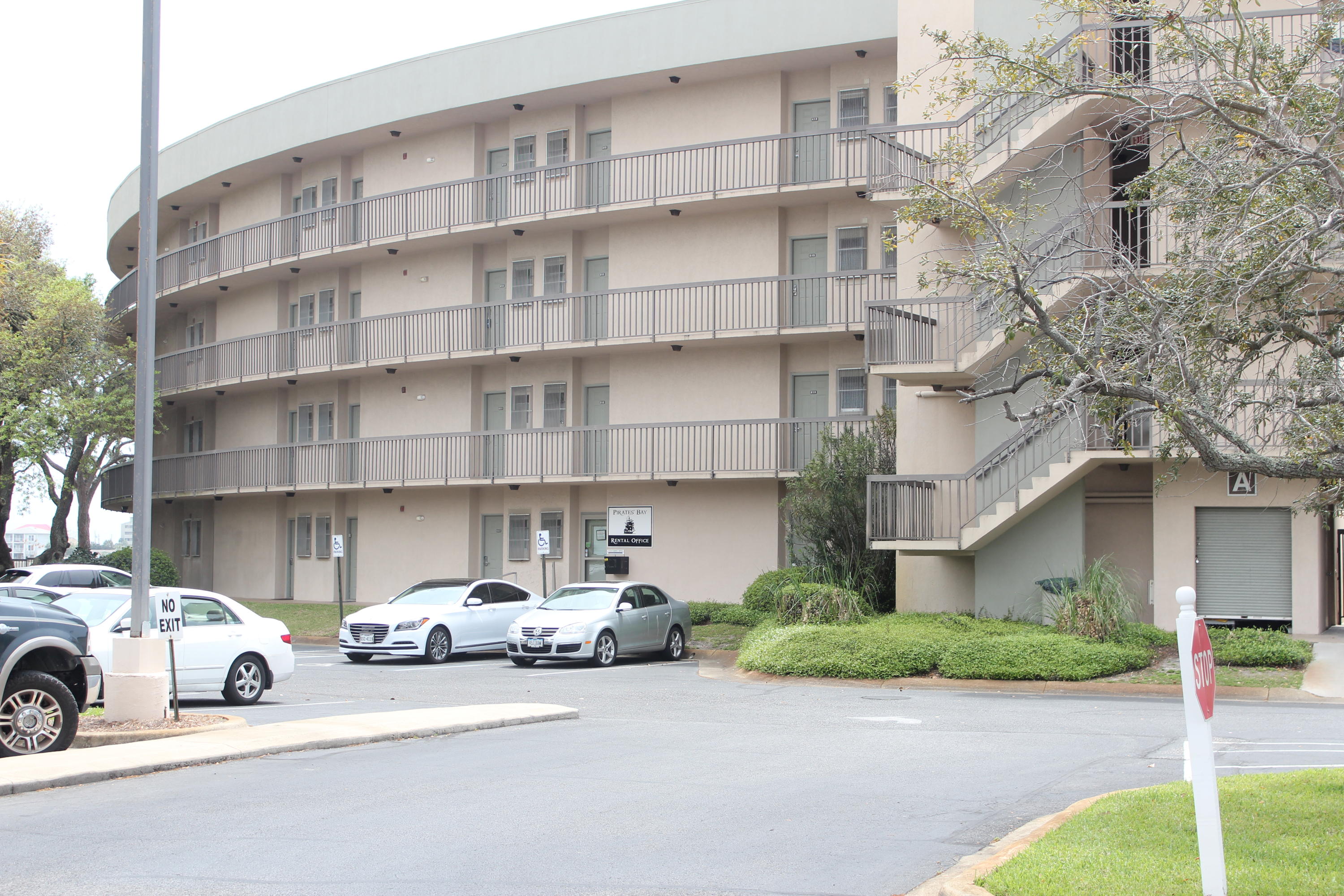 PIRATES BAY PH 1 - Residential