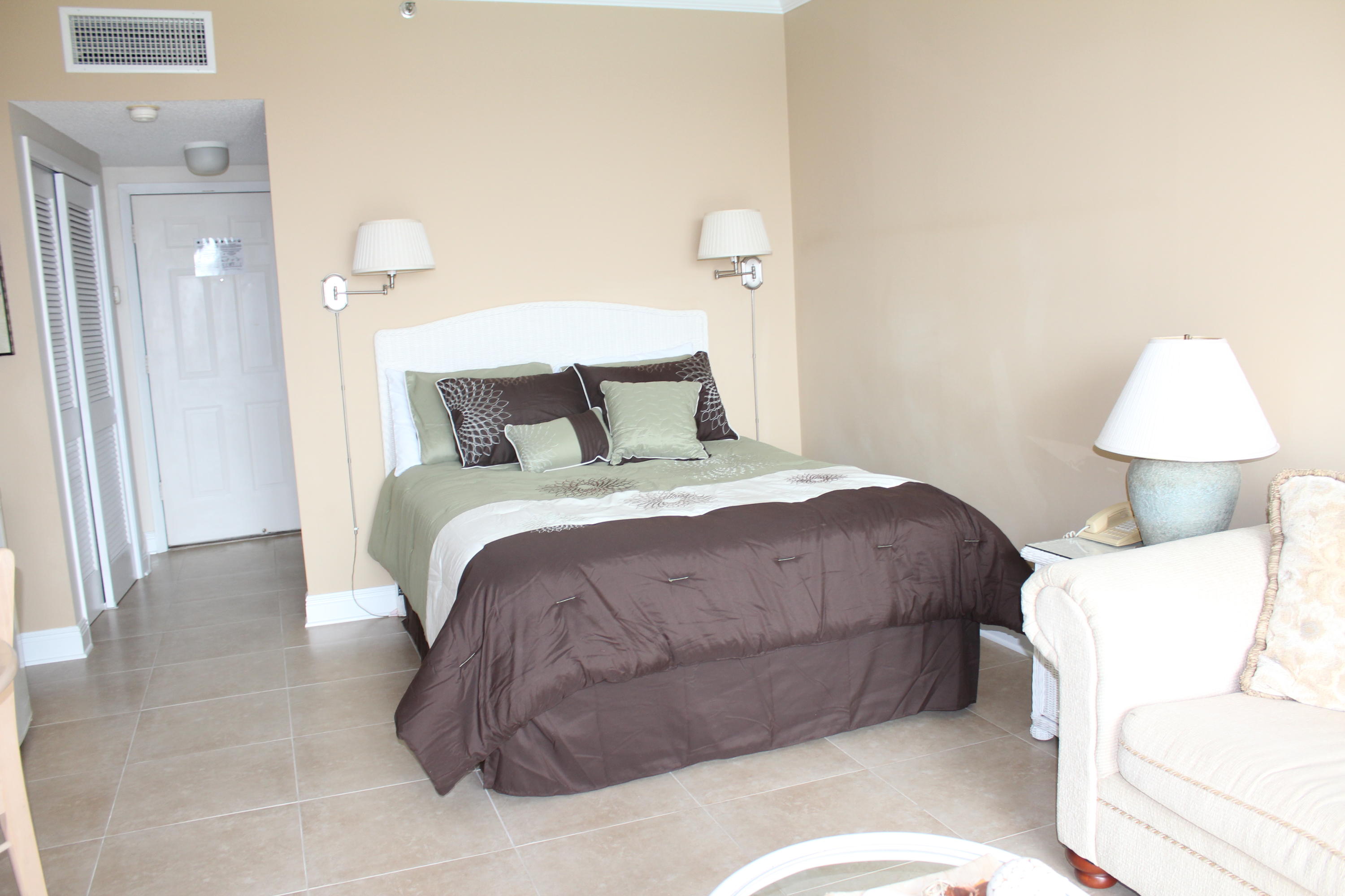 PIRATES BAY PH 1 - Residential