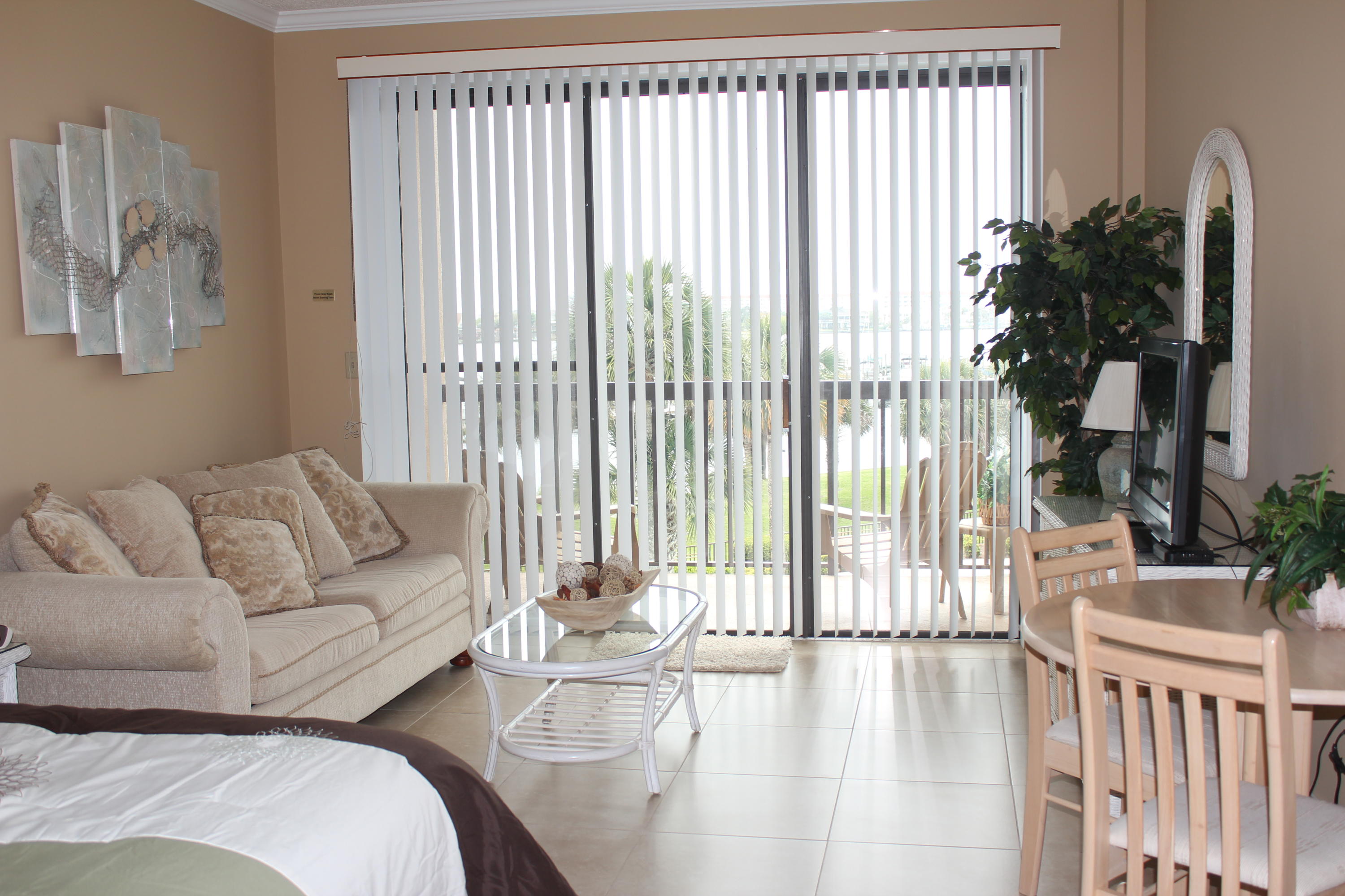 PIRATES BAY PH 1 - Residential