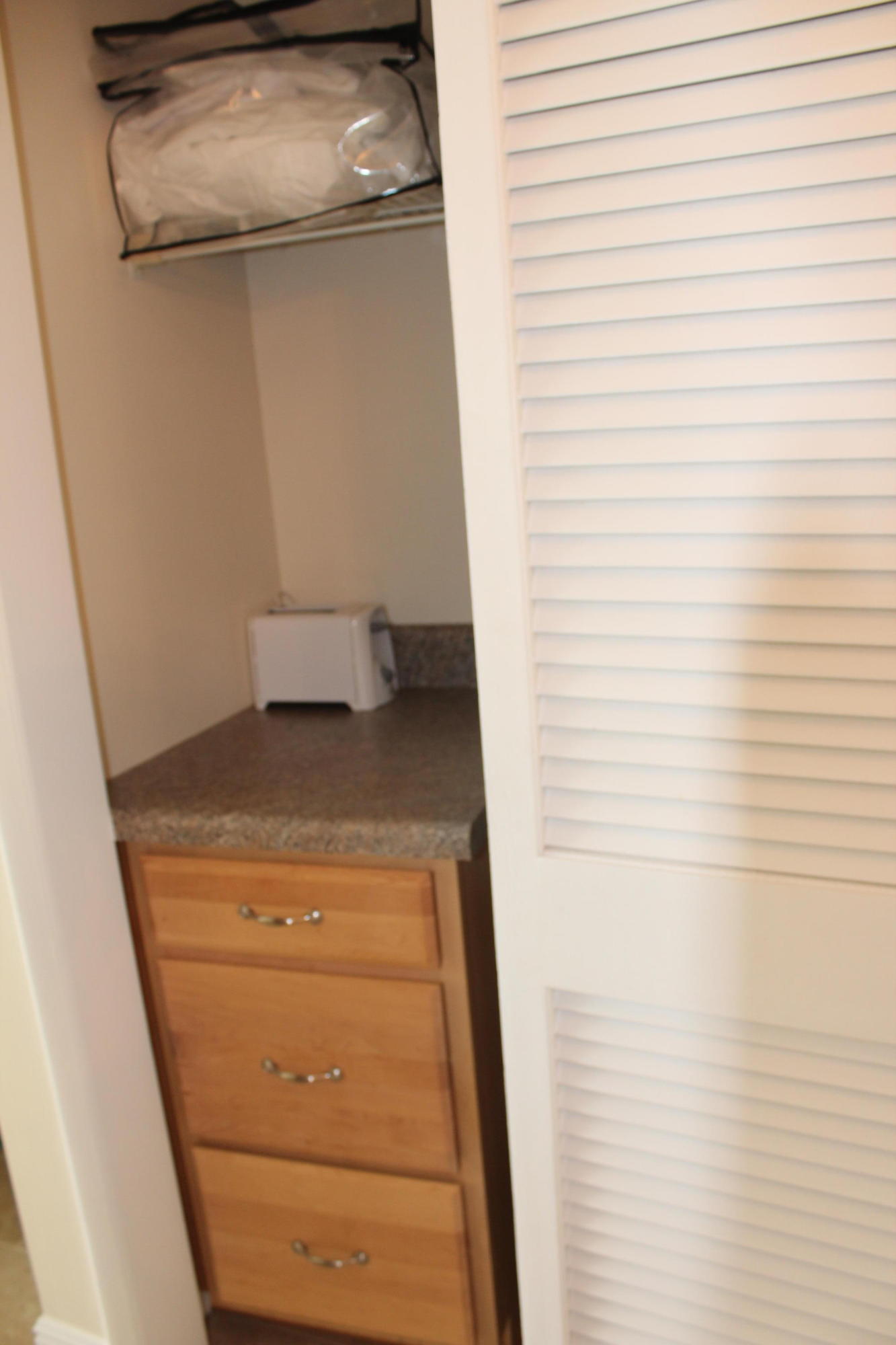 PIRATES BAY PH 1 - Residential