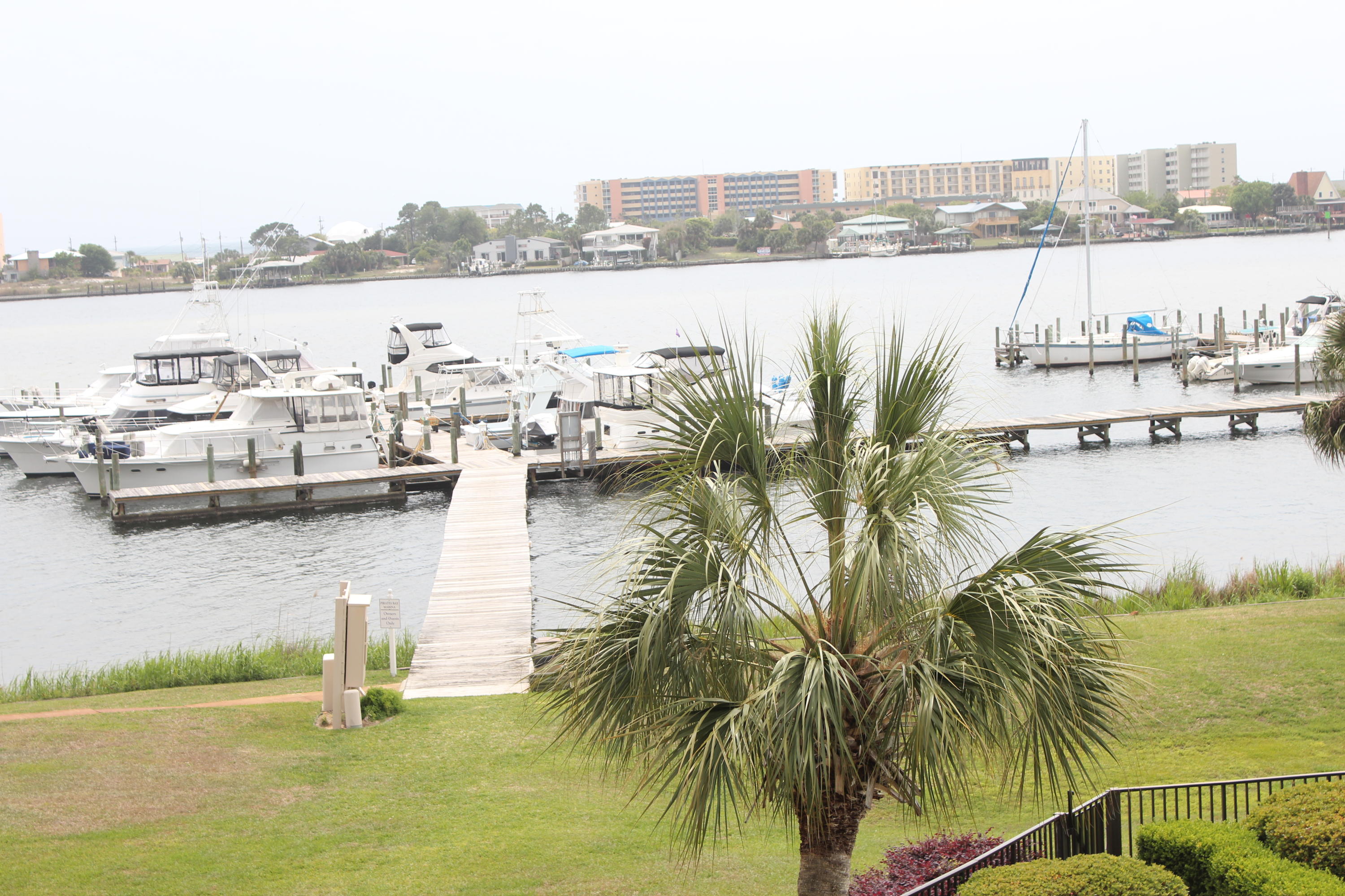 PIRATES BAY PH 1 - Residential