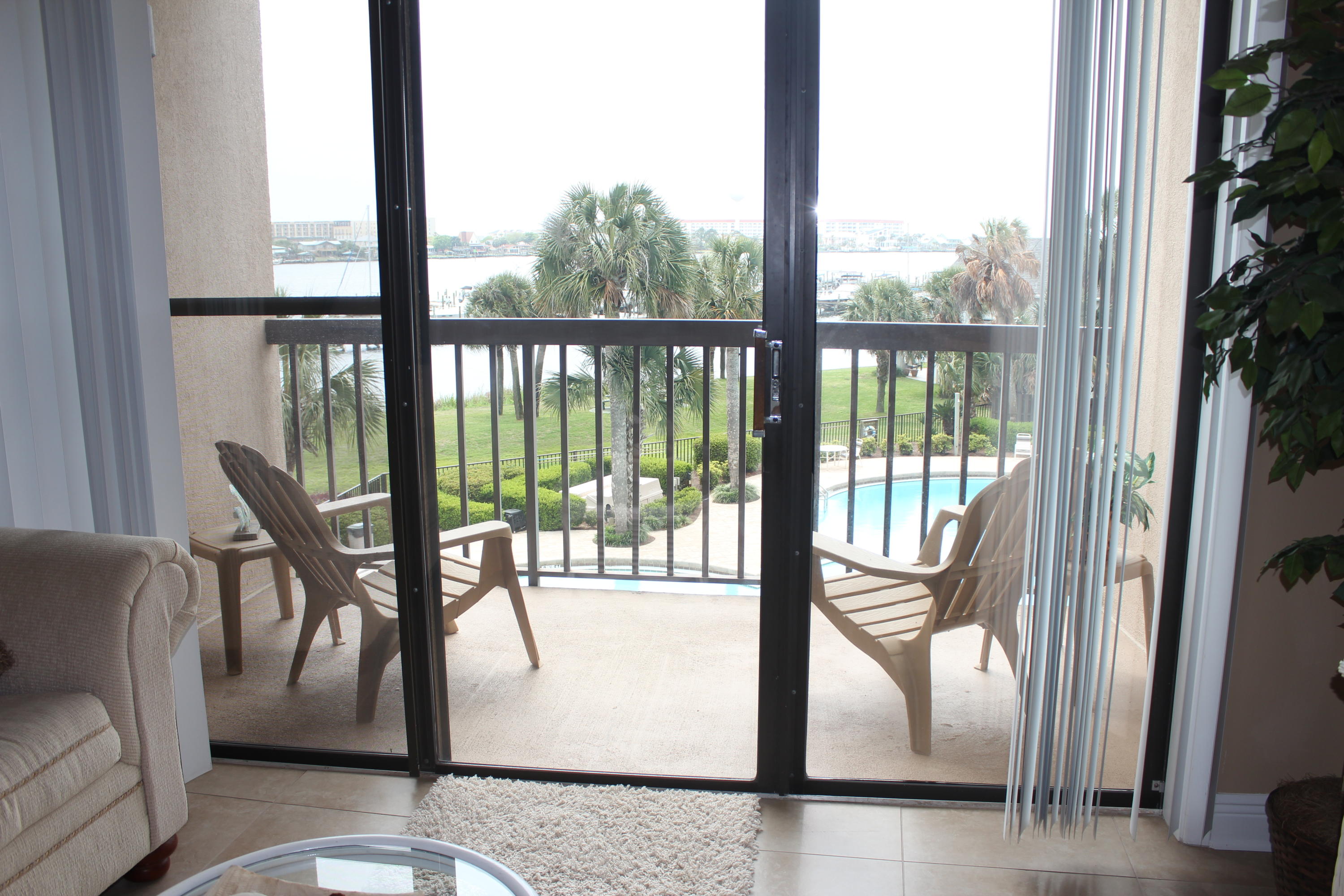 PIRATES BAY PH 1 - Residential