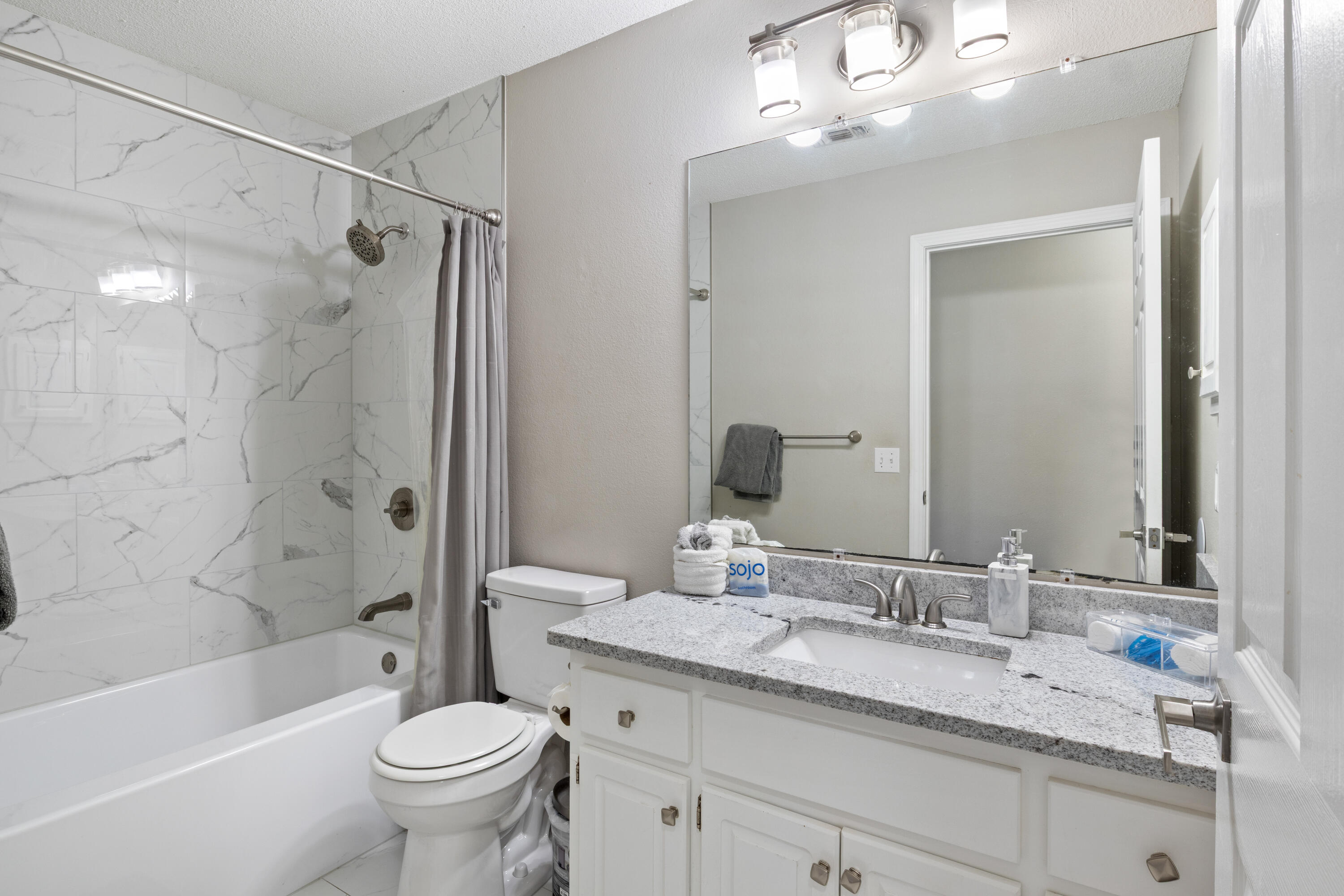 HOLLEY BY THE SEA - Residential