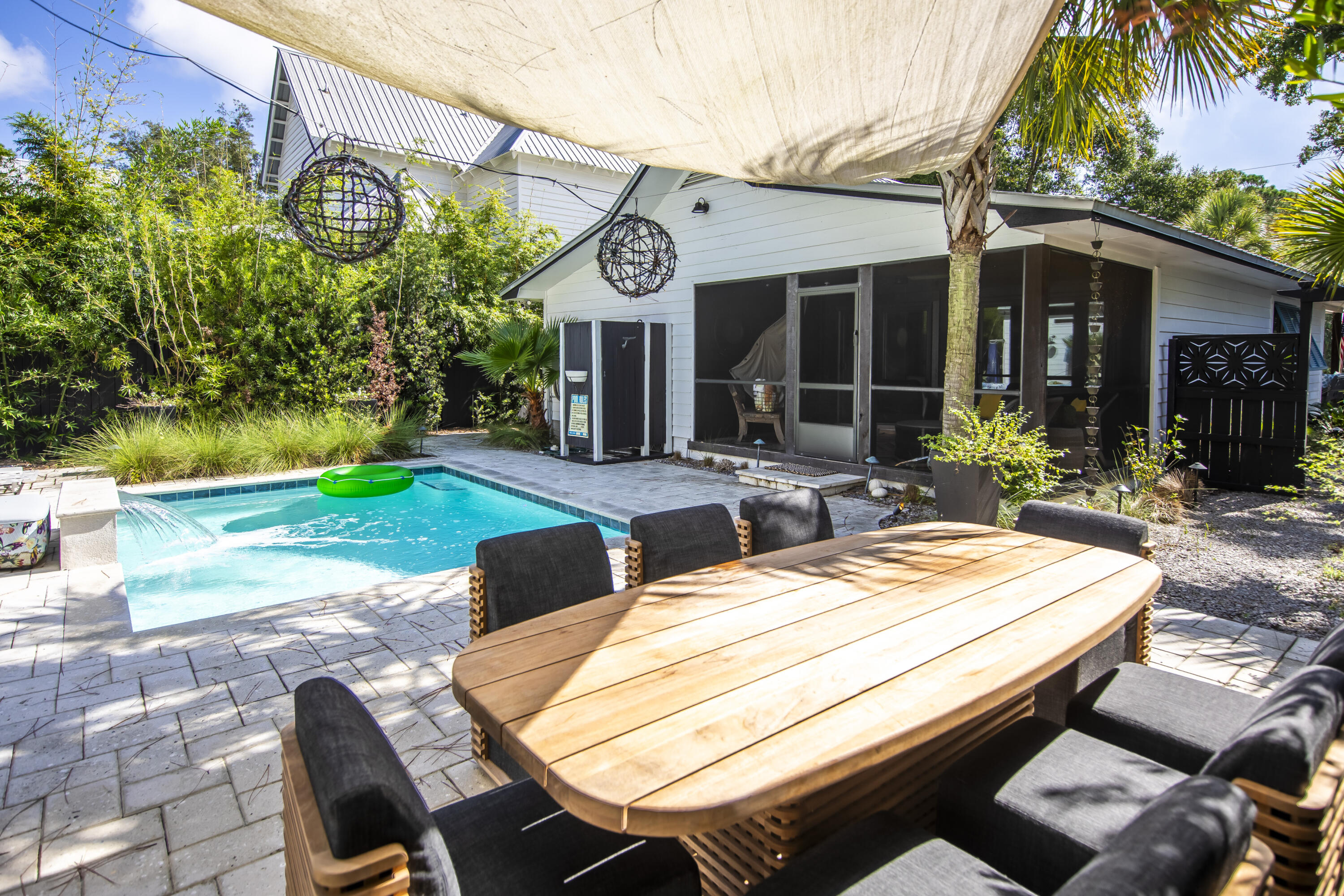 GRAYTON BEACH - Residential