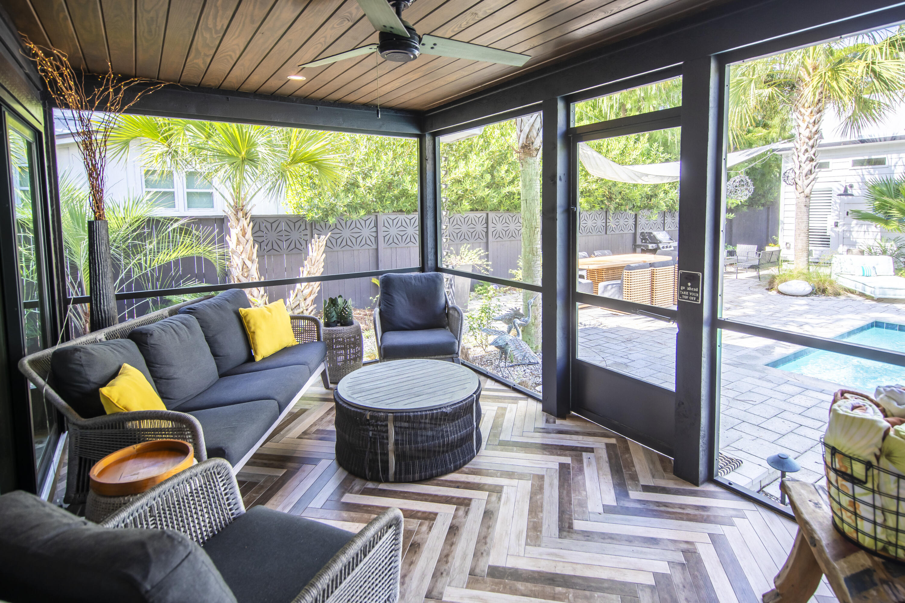GRAYTON BEACH - Residential