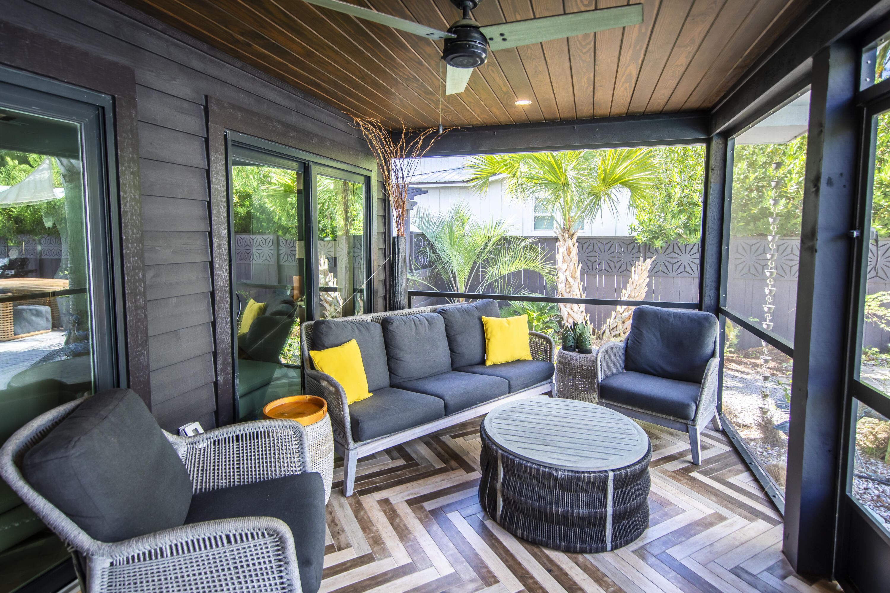 GRAYTON BEACH - Residential