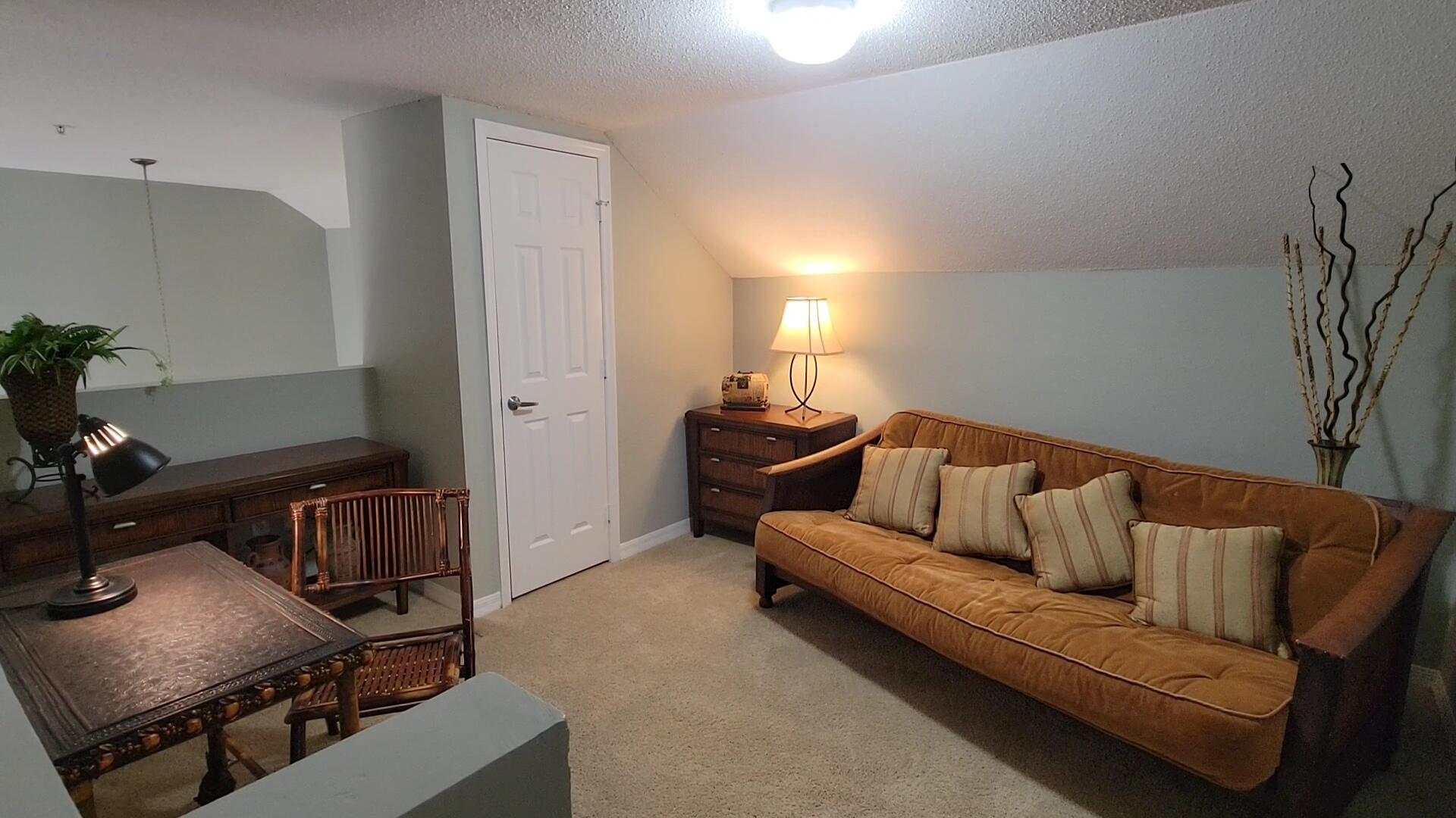 FLORIDA CLUB - Residential Lease