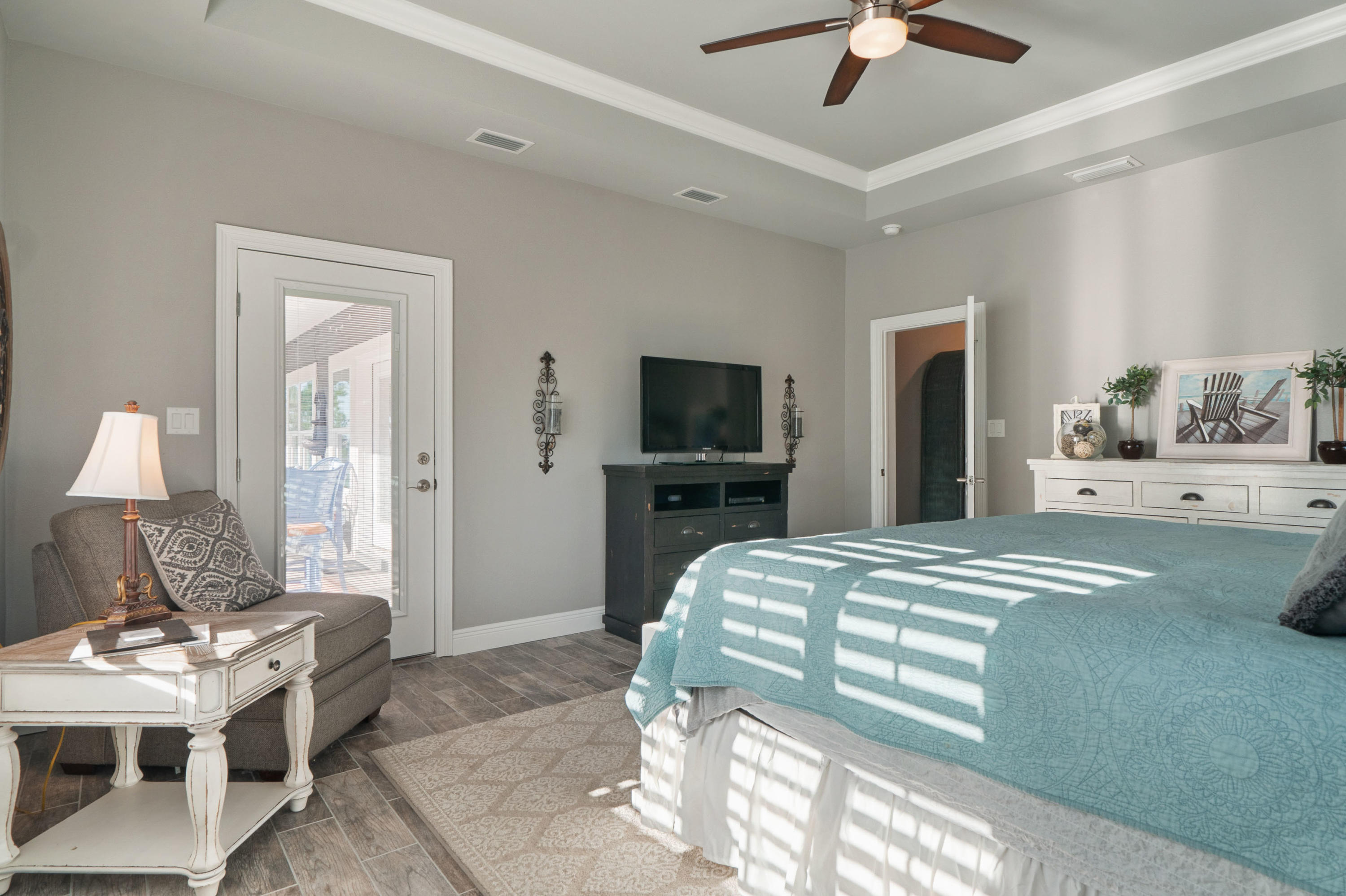 PALMETTO LAKE PRESERVE - Residential