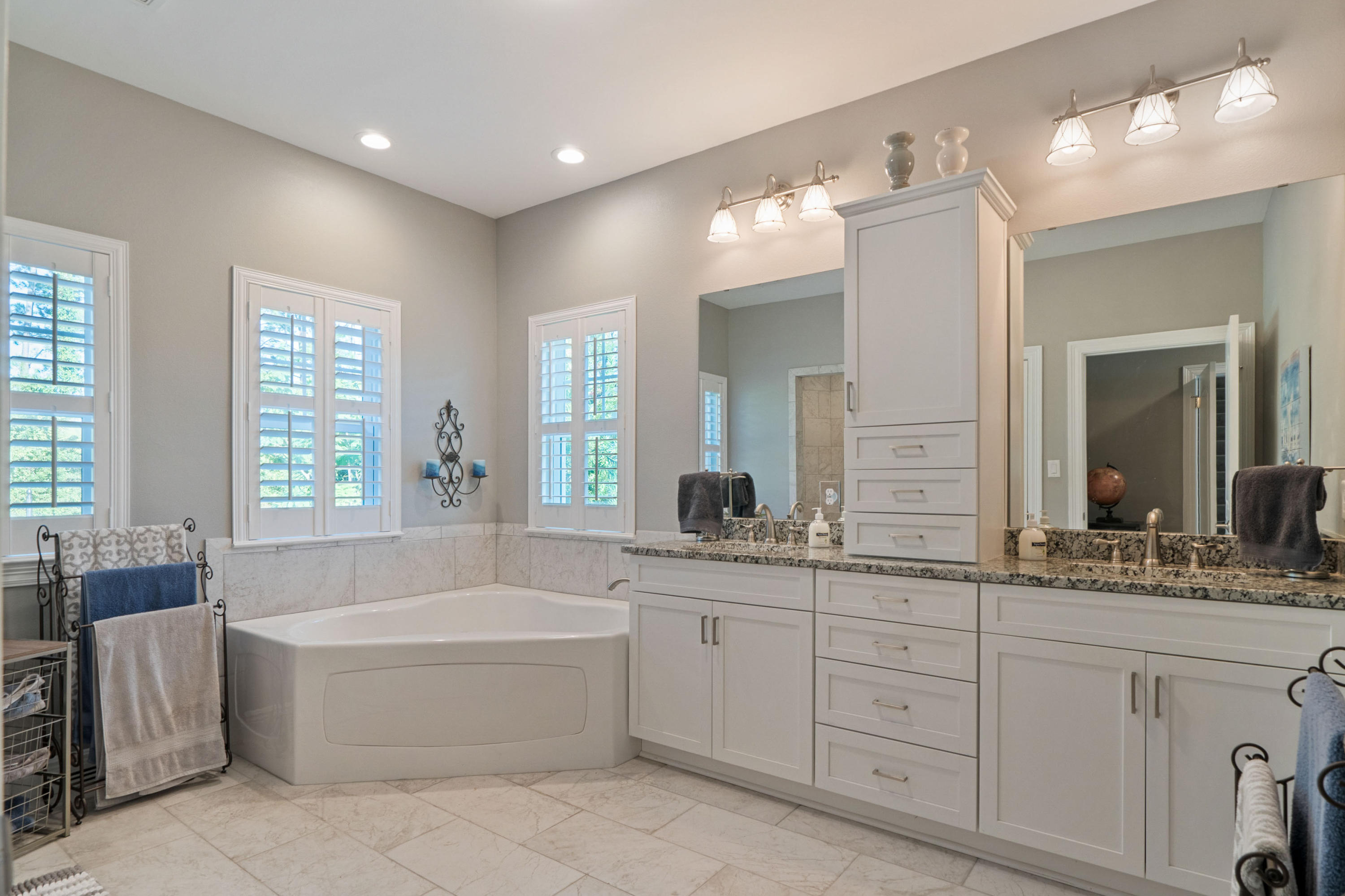 PALMETTO LAKE PRESERVE - Residential