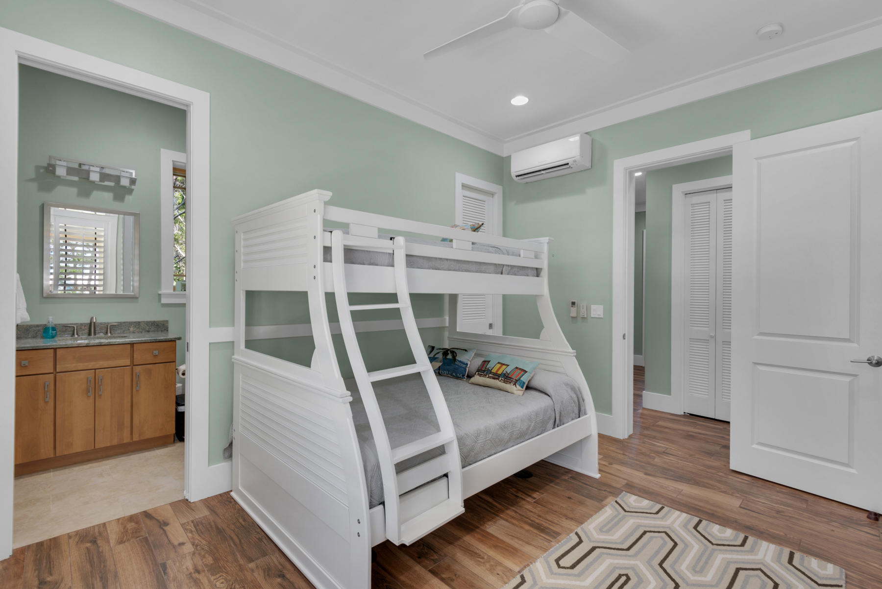 GULFVIEW HEIGHTS - Residential